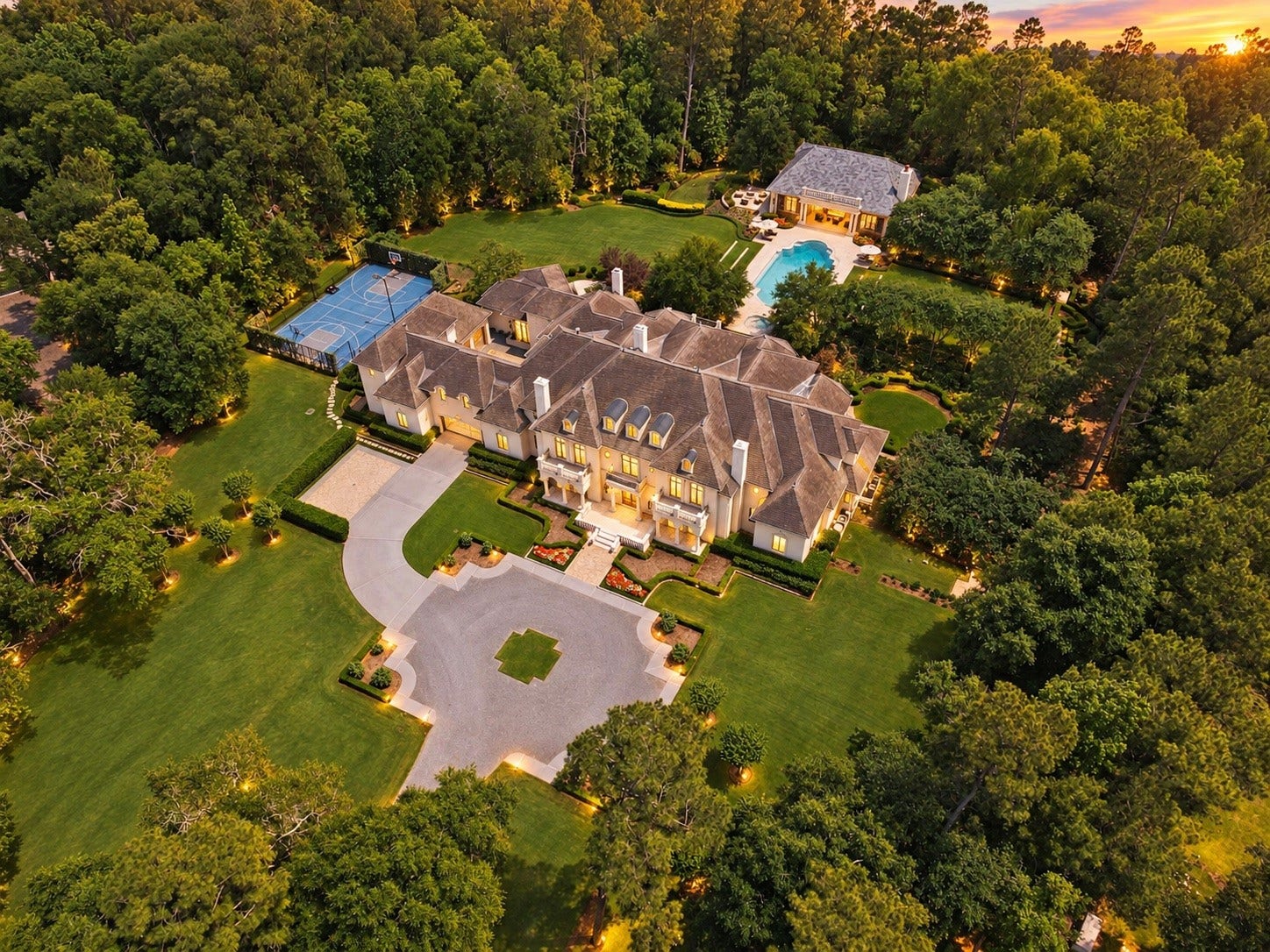 36 Saddlebrook Court, Tomball, TX 77375 36 Saddlebrook Court, Tomball, TX 77375