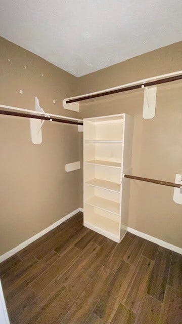 2216 Westminister Street, Pearland, TX 77581 Master Closet