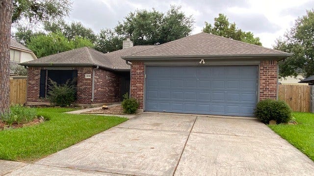 Property photo for 2216 Westminister Street, Pearland, TX