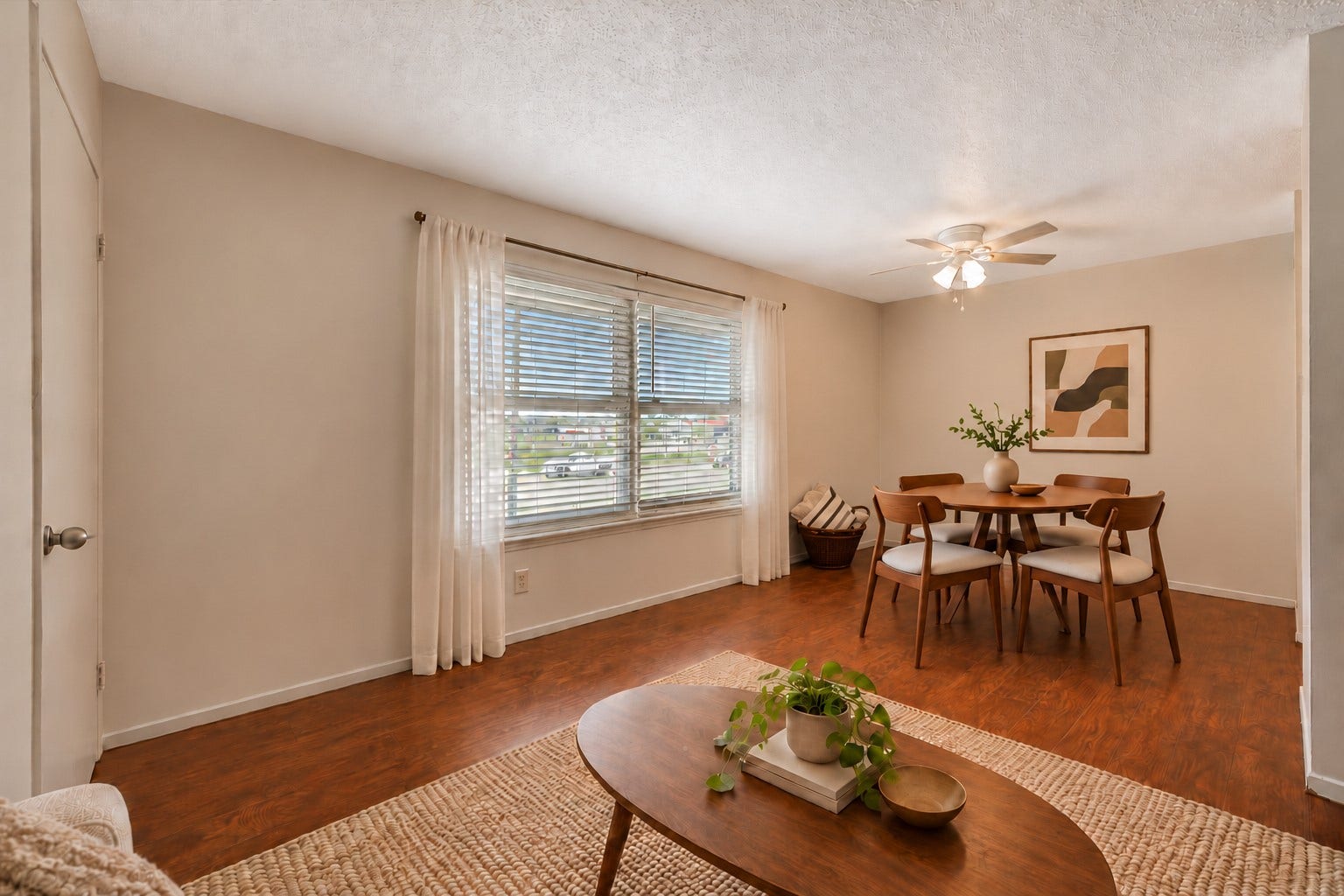 Lots of natural light in this bright and spacious room. Virtually staged.