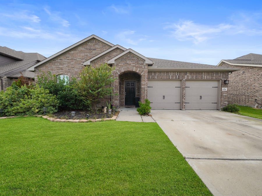 Property photo for 6719 Northchester Drive, Katy, TX
