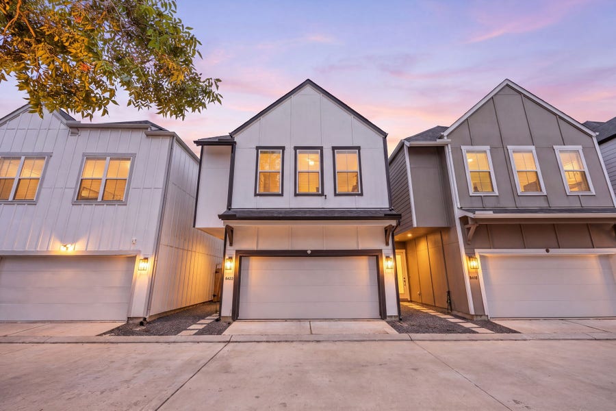 Property photo for 8422 Berry Green Lane, Houston, TX