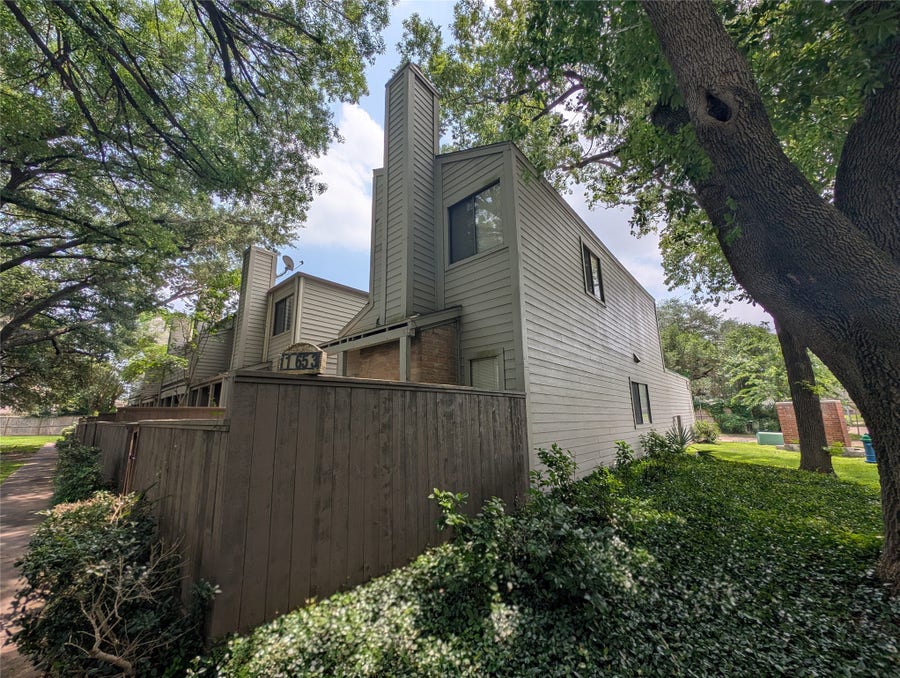 Property photo for 1653 Prairie Mark Lane, Houston, TX