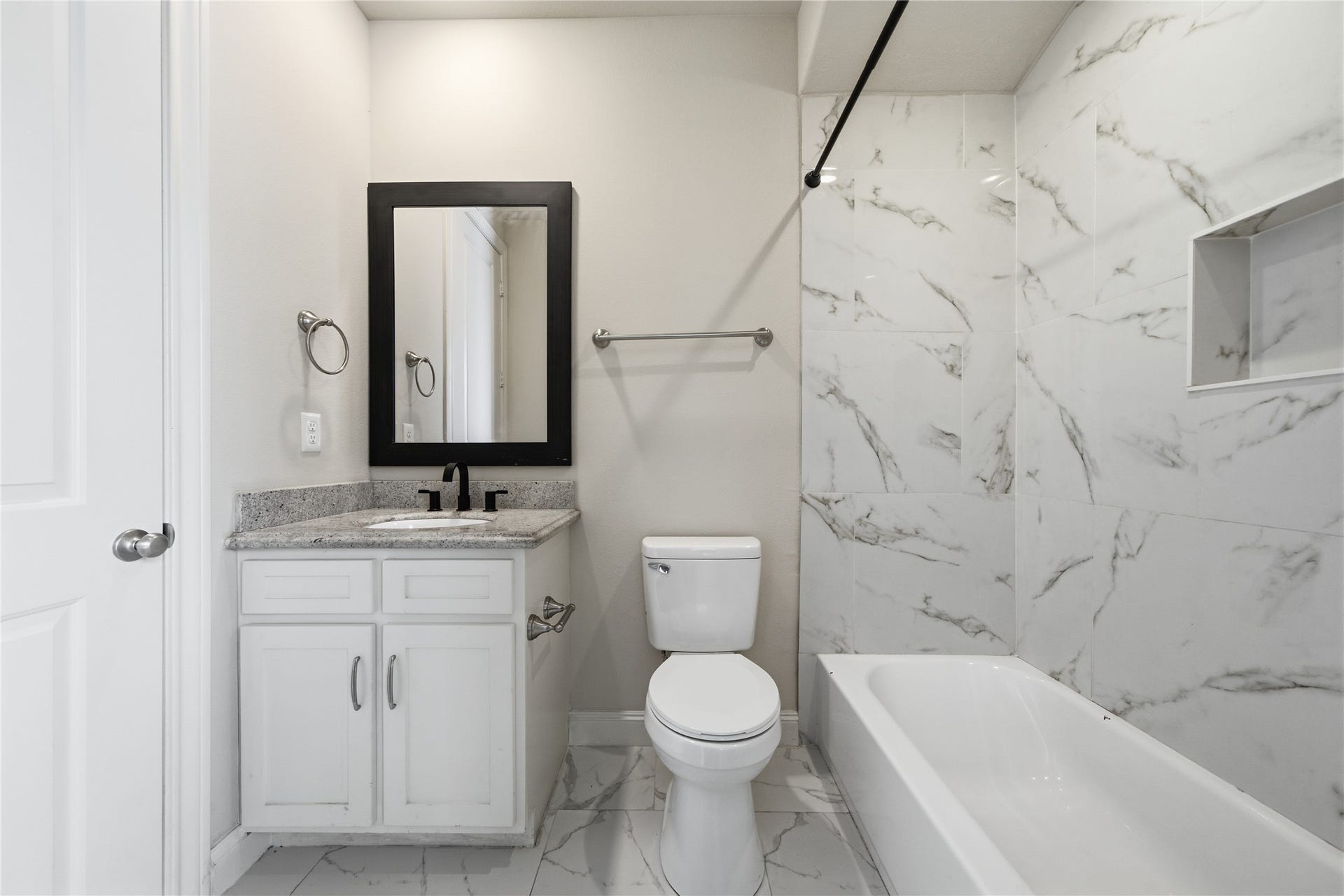 1262 W 23rd Street, Houston, TX 77008 1262 W 23rd Street, Houston, TX 77008