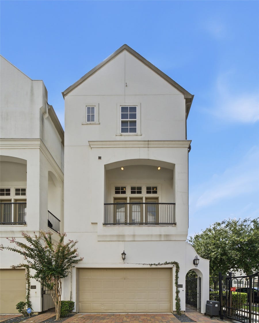 Property photo for 1262 W 23rd Street, Houston, TX