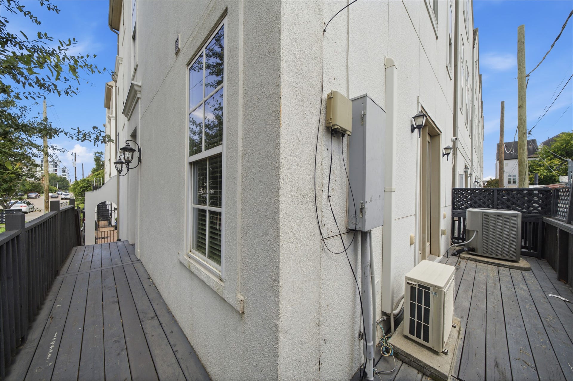 1262 W 23rd Street, Houston, TX 77008 1262 W 23rd Street, Houston, TX 77008
