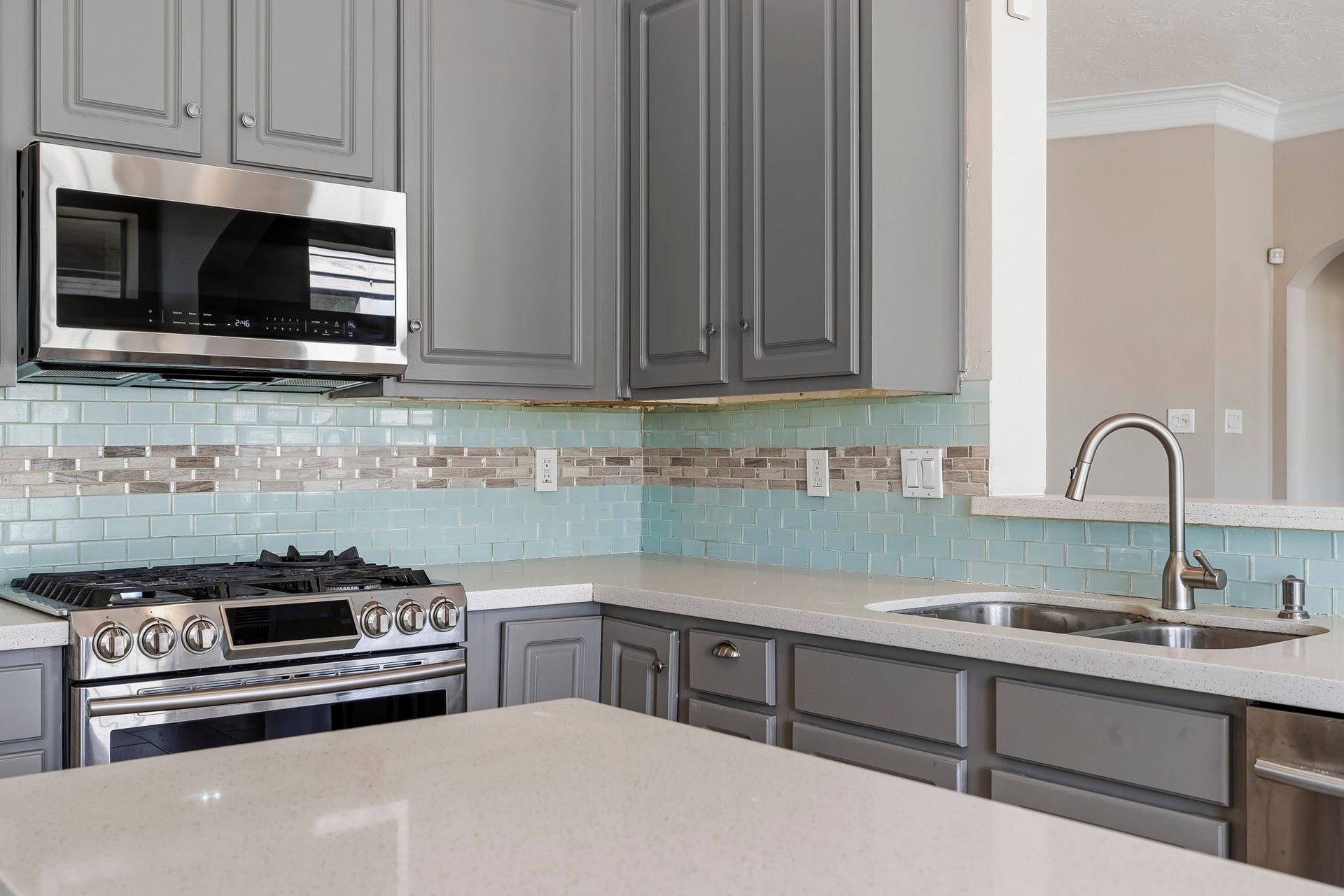 4151 S Nolan Drive, Pearland, TX 77584