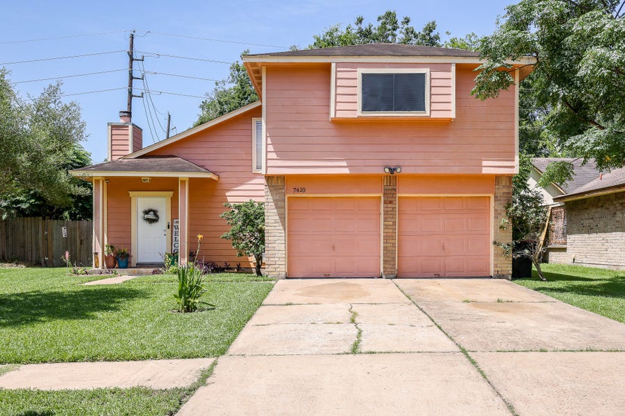 Property photo for 7410 Tetela Drive, Houston, TX
