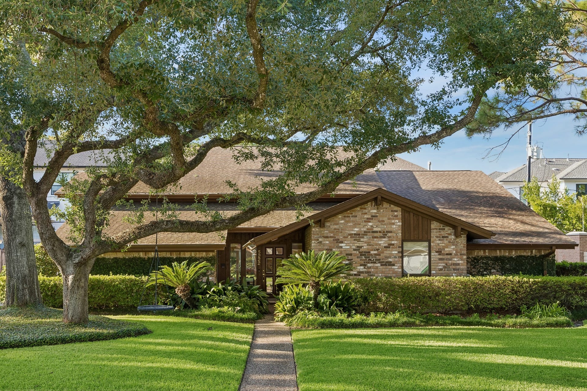 5222 Birdwood Road, Houston, TX 77096 5222 Birdwood Road, Houston, TX 77096