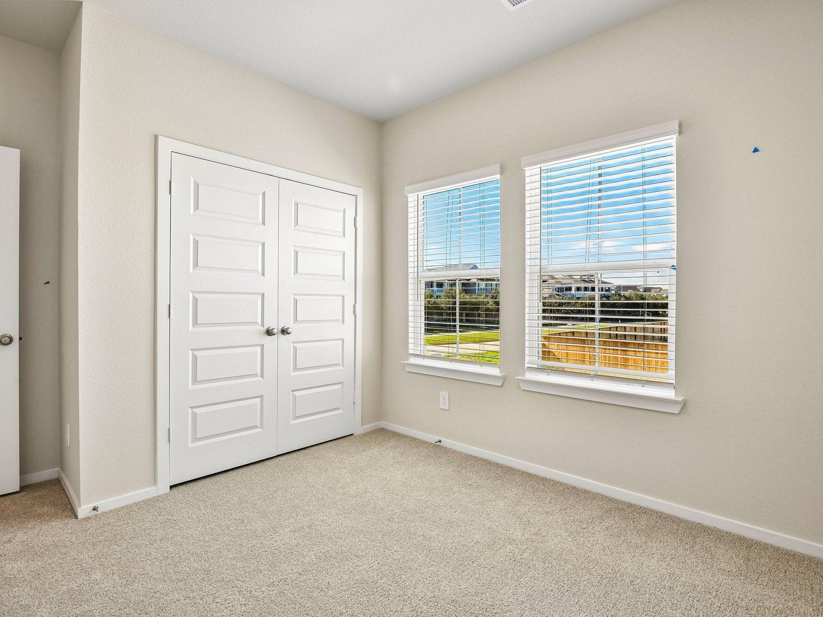 9147 Banpo Heights Drive, Cypress, TX 77433 Photo is not of the actual home, but is an inspirational photo of builder's model home and may depict options, furnishings, and/or decorator features that are not included.