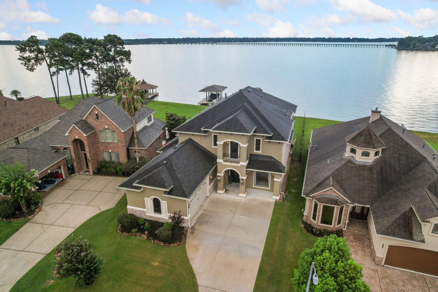 Property photo for 8834 Cross Country Drive, Houston, TX