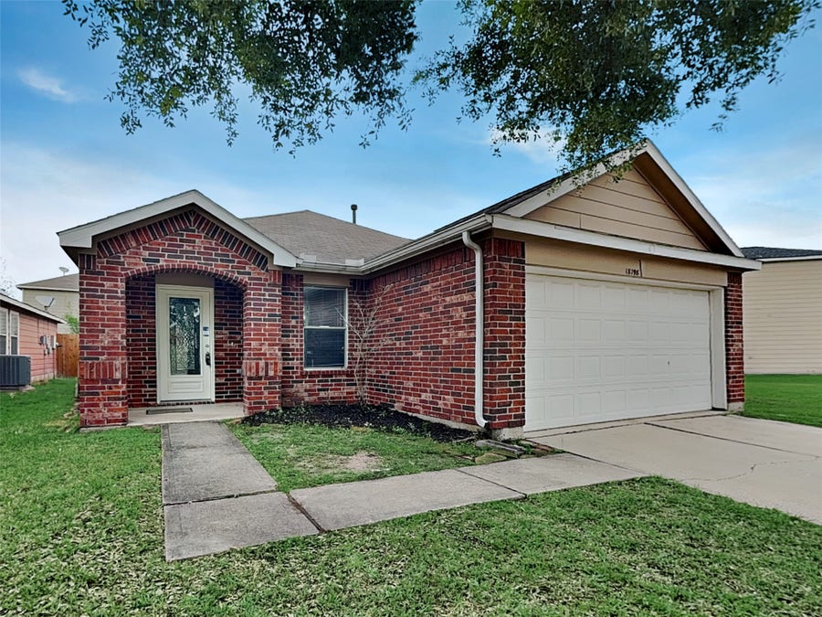 Property photo for 18798 Prairie Larkspur Drive, Houston, TX
