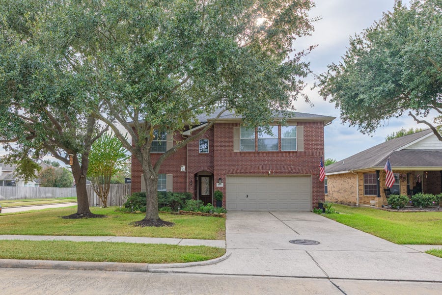 Property photo for 19911 Sternwood Manor Drive, Spring, TX