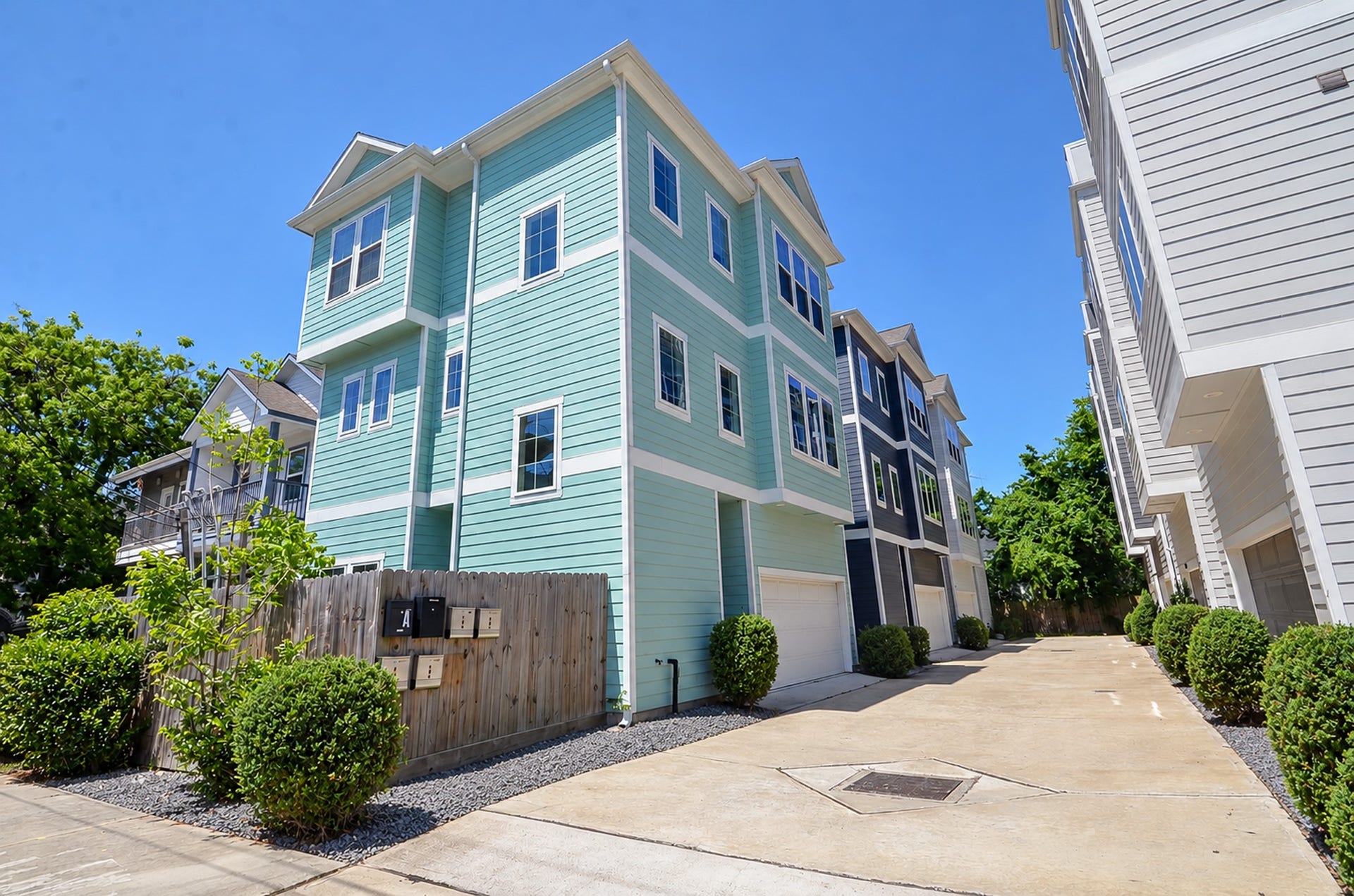 204 Burr Street, #G, Houston, TX 77011 Spanning three thoughtfully crafted levels, this home offers 3 bedrooms, 3.5 baths, and a layout that perfectly balances style, ease, and functionality.