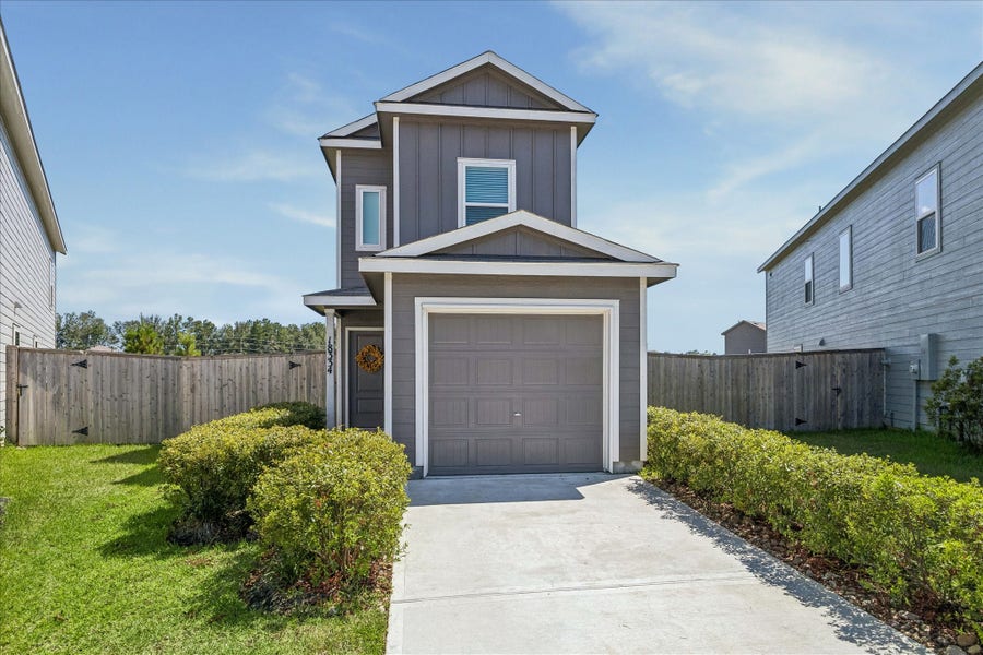 Property photo for 18334 Palazzo Romano Lane, New Caney, TX
