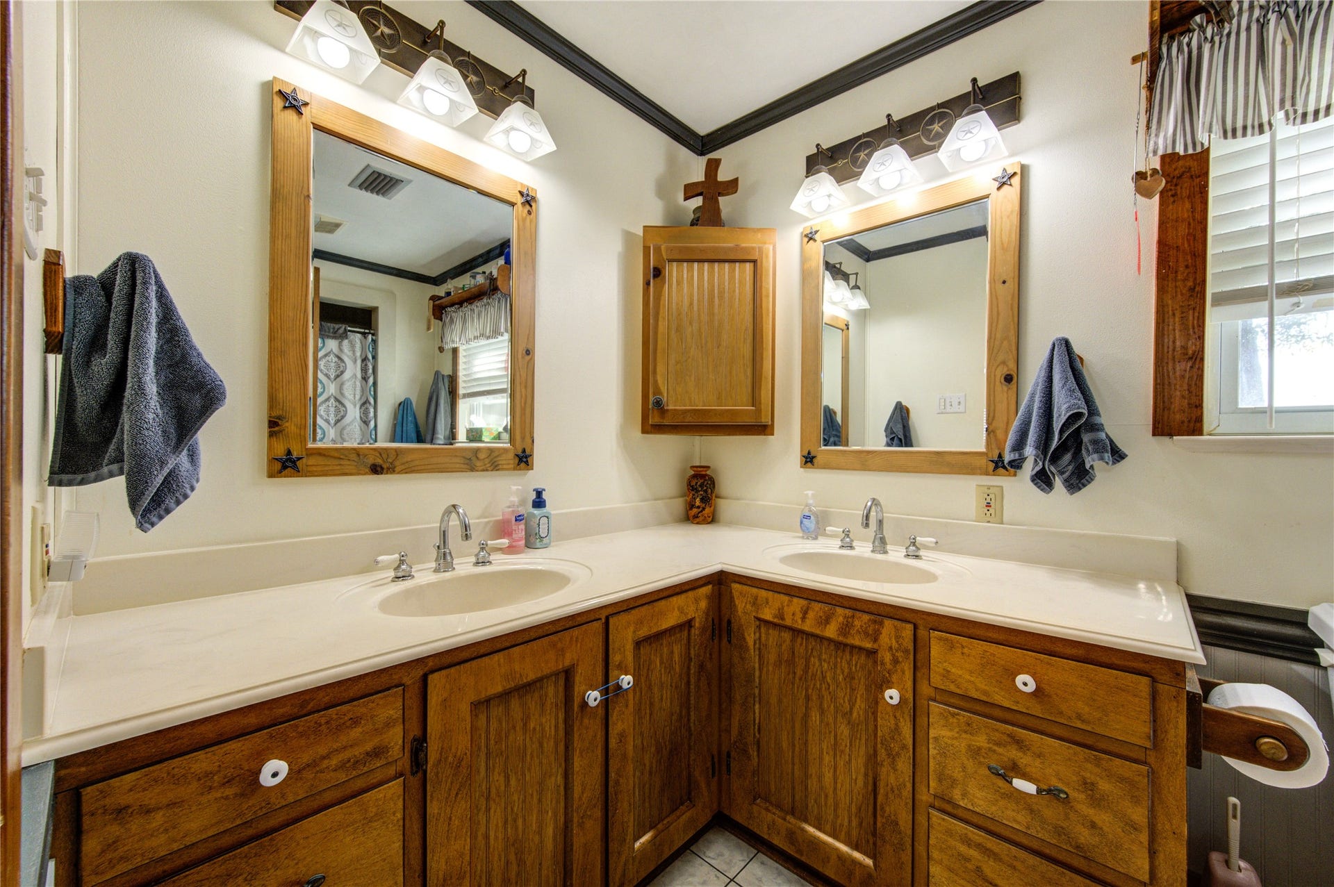 36239 Cochran Road, Waller, TX 77484 36239 Cochran Road, Waller, TX 77484