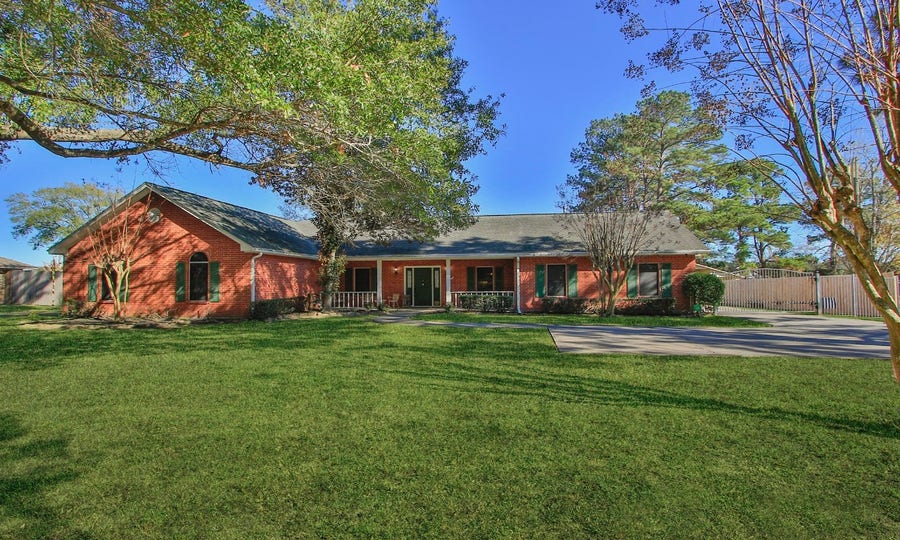 Property photo for 30610 Quinn Road, Tomball, TX