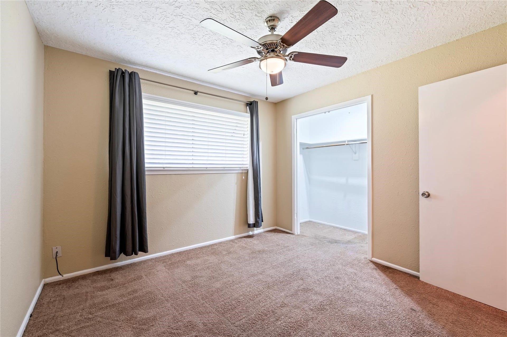 1857 County Road 99, Alvin, TX 77511 1857 County Road 99, Alvin, TX 77511