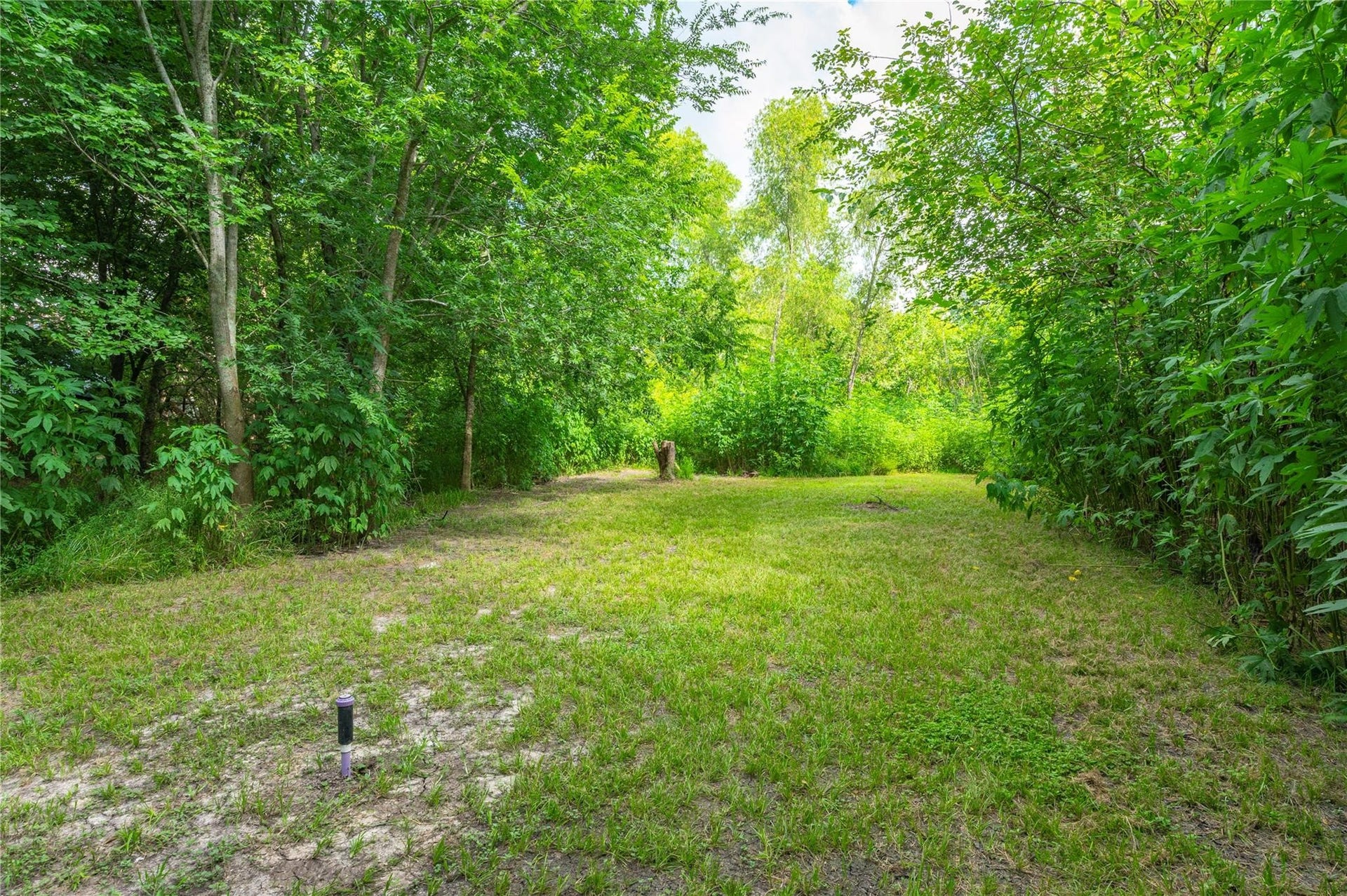 1857 County Road 99, Alvin, TX 77511 1857 County Road 99, Alvin, TX 77511