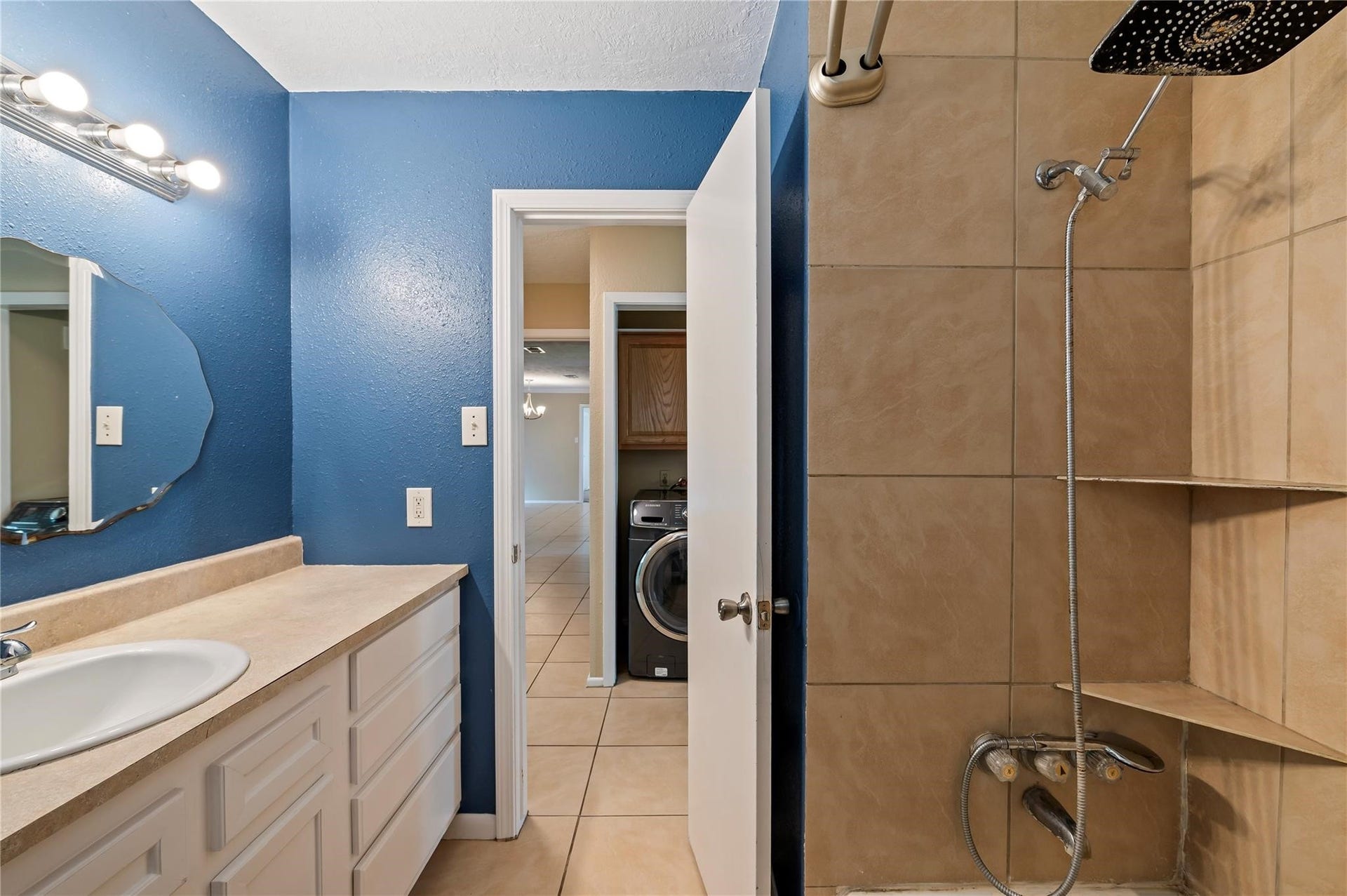 1857 County Road 99, Alvin, TX 77511 1857 County Road 99, Alvin, TX 77511
