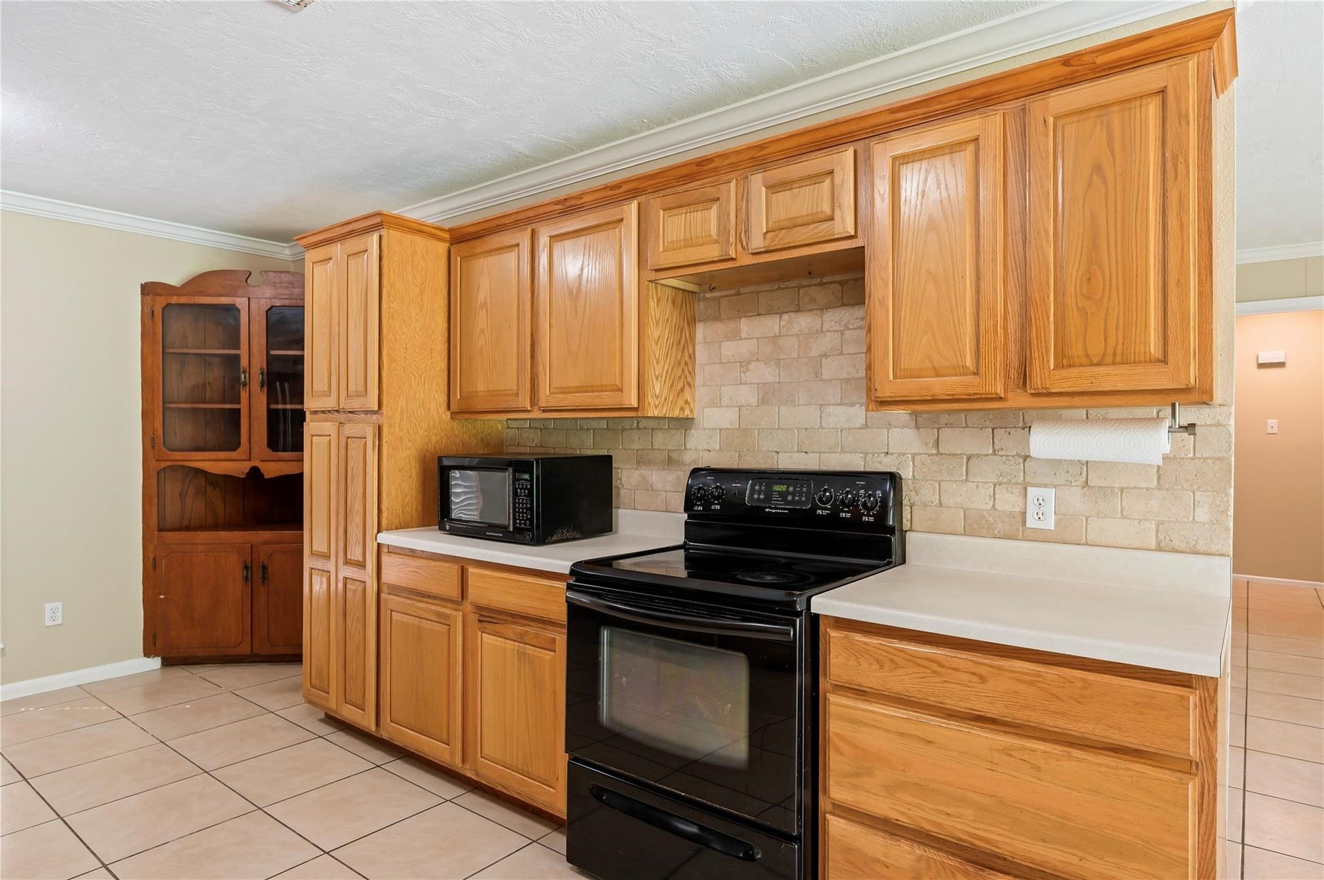 1857 County Road 99, Alvin, TX 77511 1857 County Road 99, Alvin, TX 77511