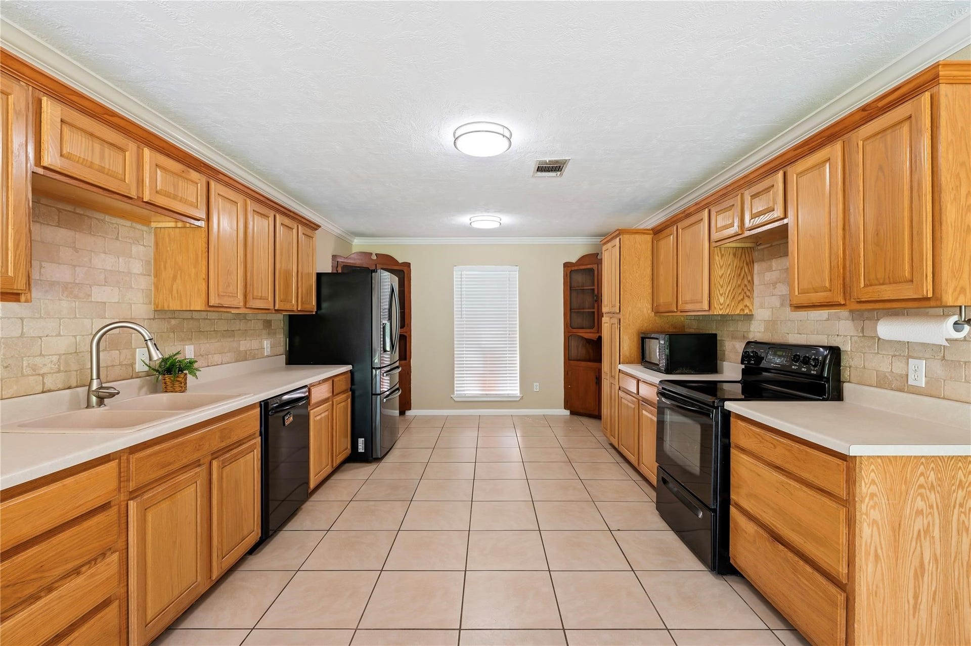 1857 County Road 99, Alvin, TX 77511 1857 County Road 99, Alvin, TX 77511