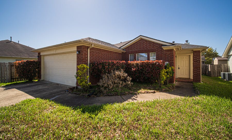 Property photo for 3610 Liberty Square Trail, Fresno, TX