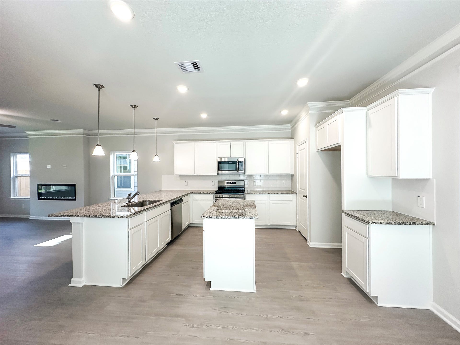 4218 Wind Swell Lane Lane, Houston, TX 77573 4218 Wind Swell Lane Lane, Houston, TX 77573