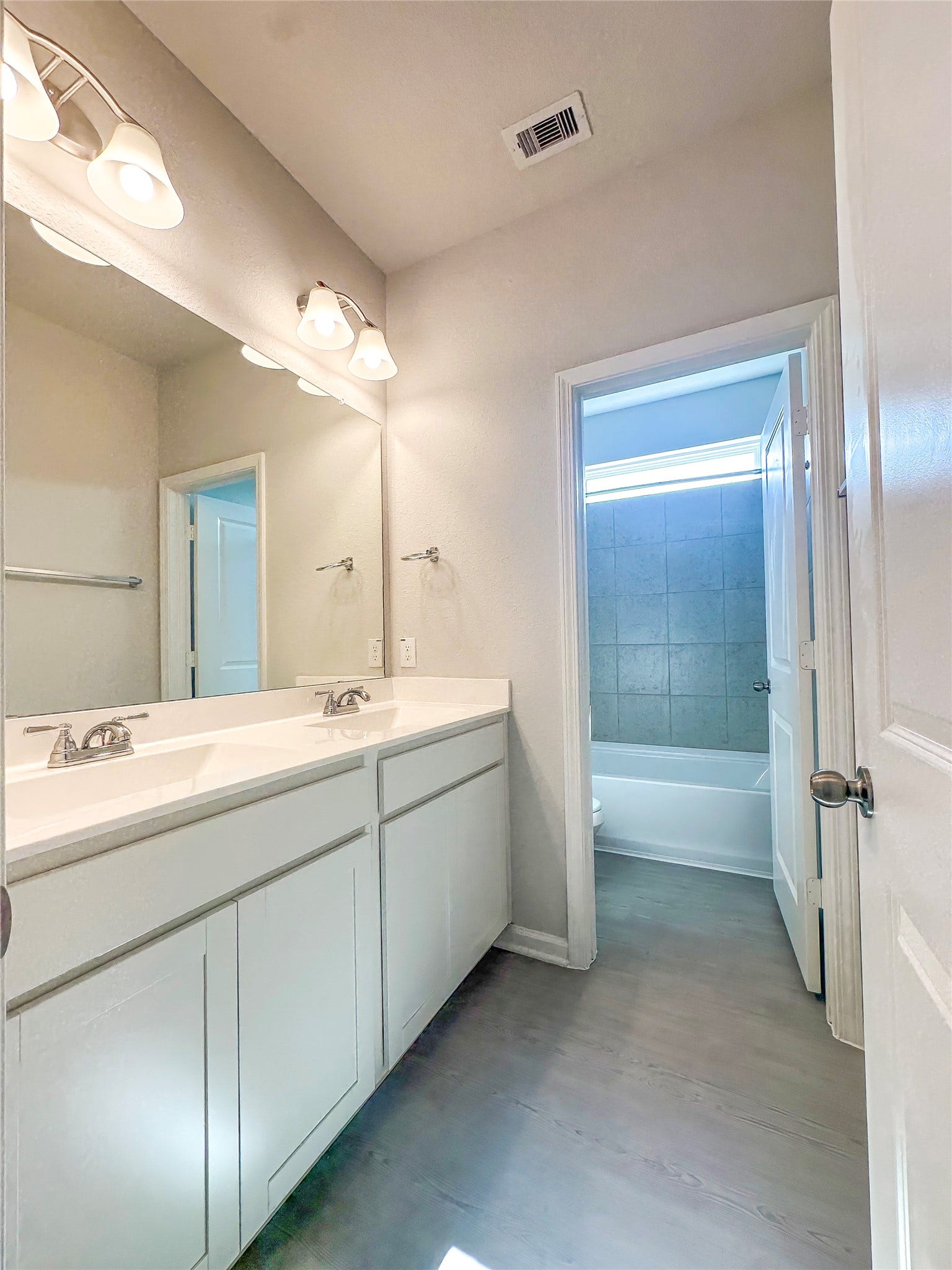 4218 Wind Swell Lane Lane, Houston, TX 77573 4218 Wind Swell Lane Lane, Houston, TX 77573