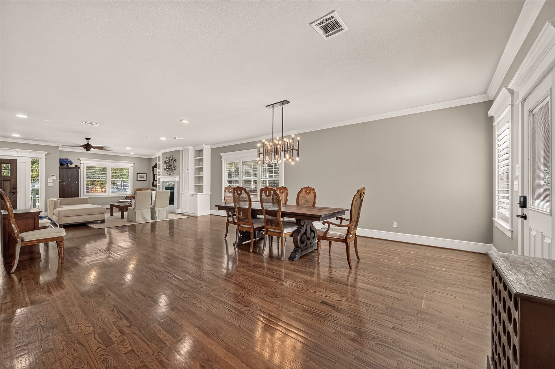 730 E 17th Street, Houston, TX 77008 730 E 17th Street, Houston, TX 77008