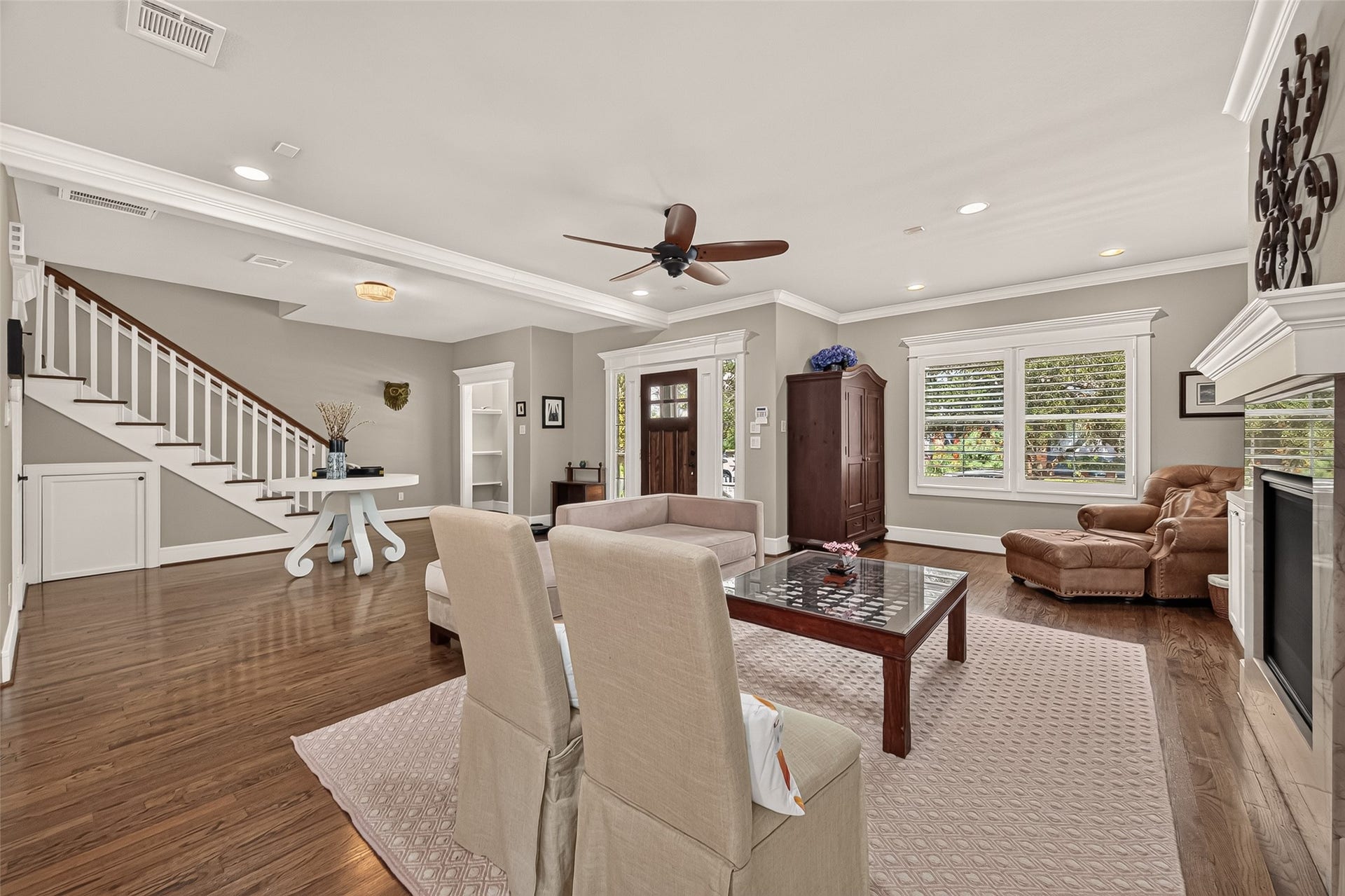 730 E 17th Street, Houston, TX 77008 730 E 17th Street, Houston, TX 77008
