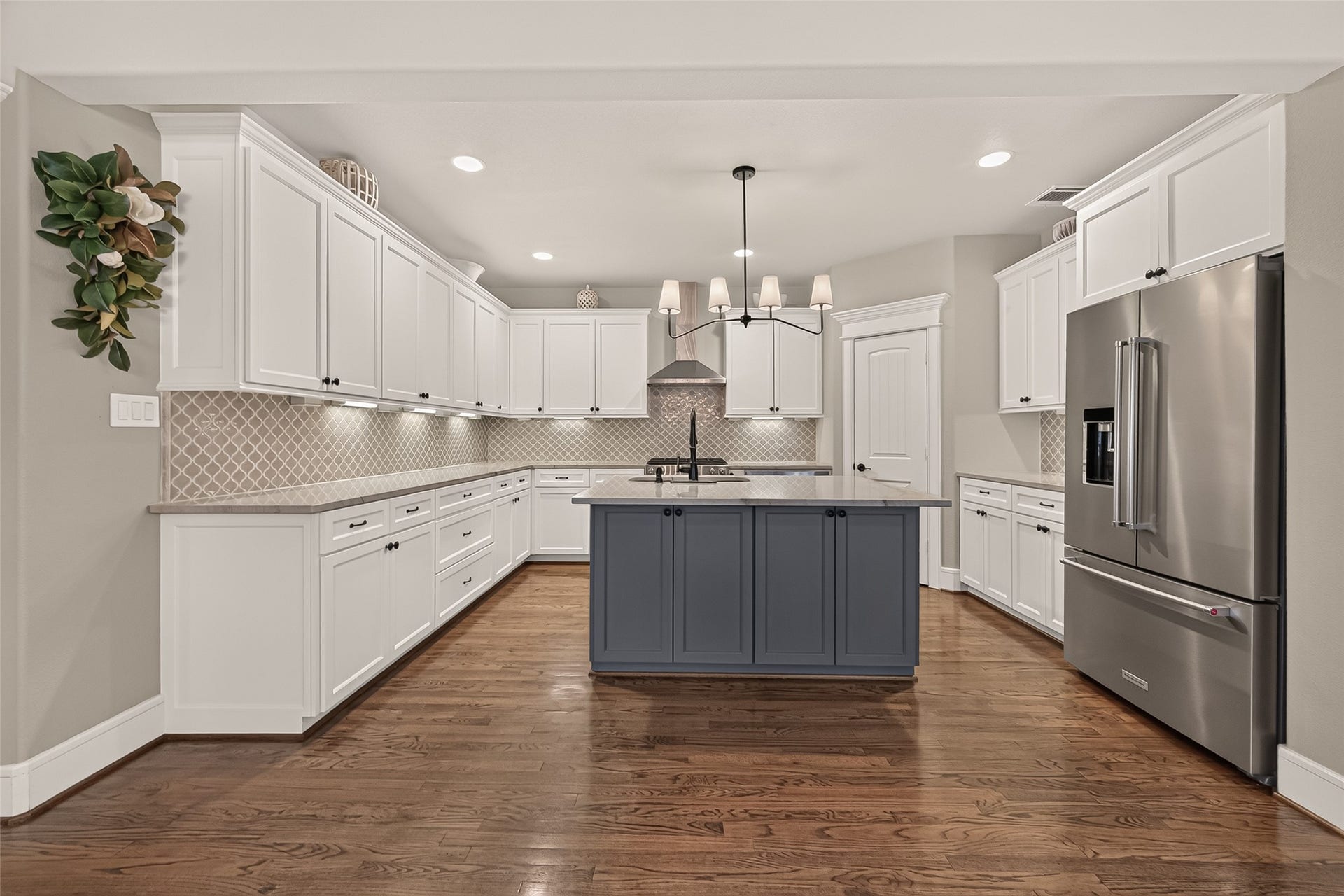 730 E 17th Street, Houston, TX 77008 730 E 17th Street, Houston, TX 77008