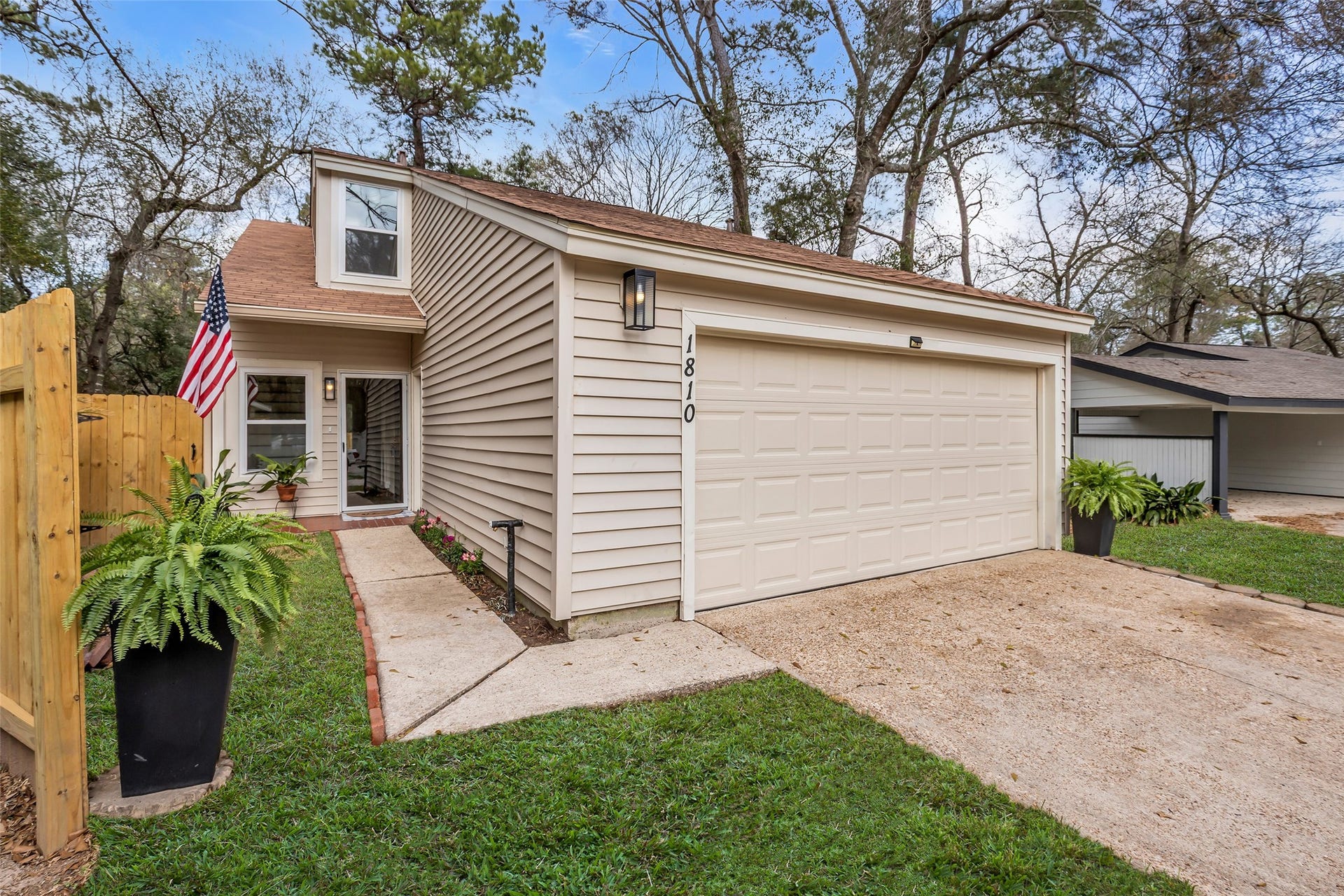 1810 N Red Cedar Circle, The Woodlands, TX 77380