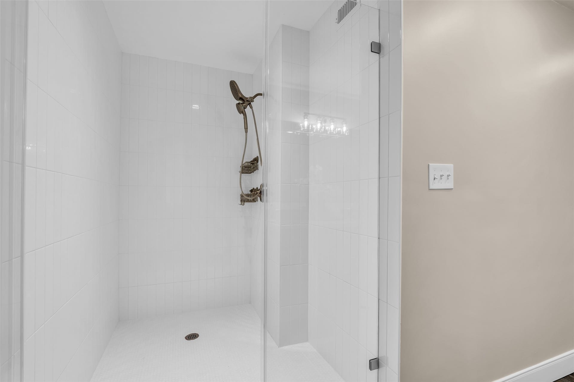 1810 N Red Cedar Circle, The Woodlands, TX 77380