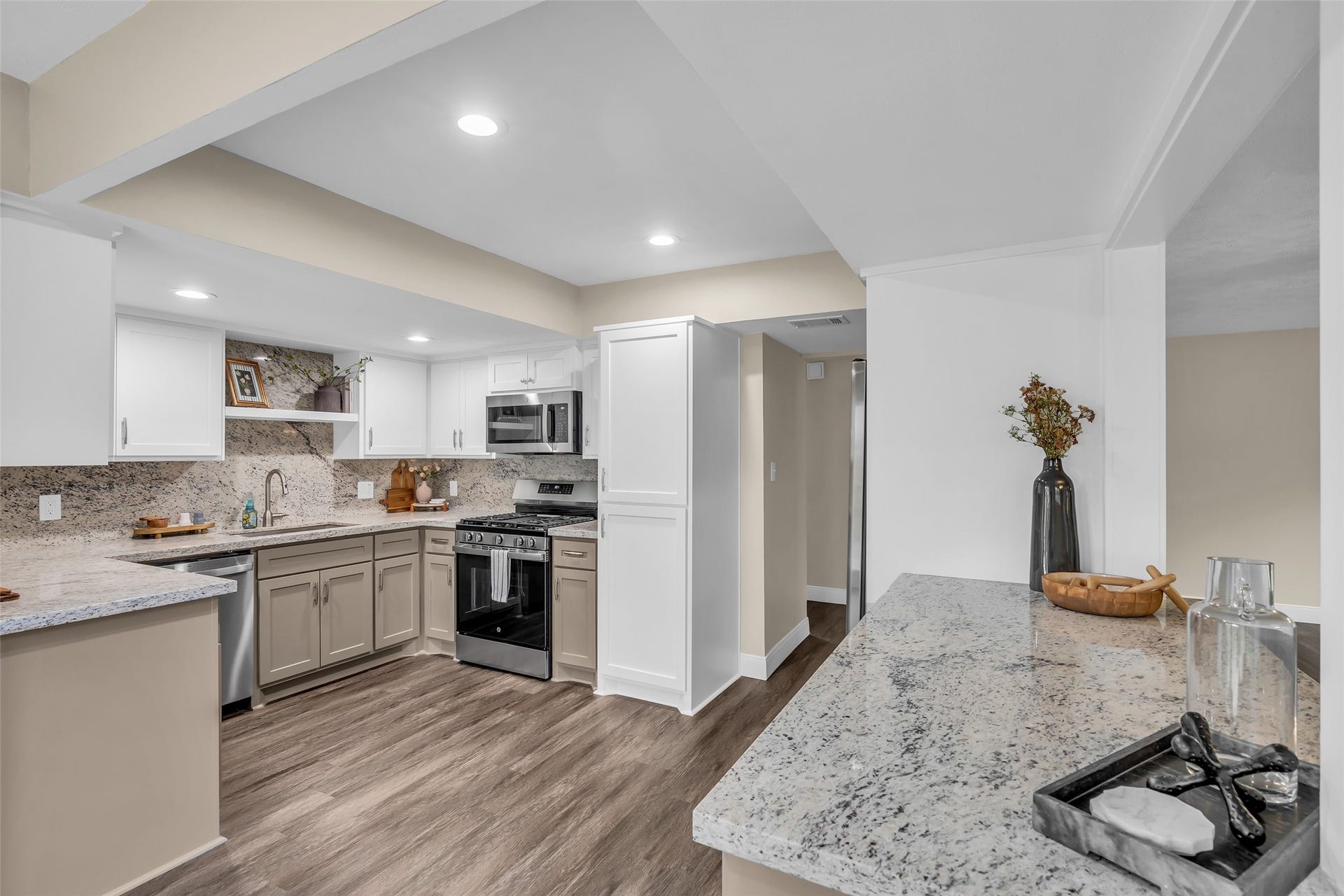 1810 N Red Cedar Circle, The Woodlands, TX 77380