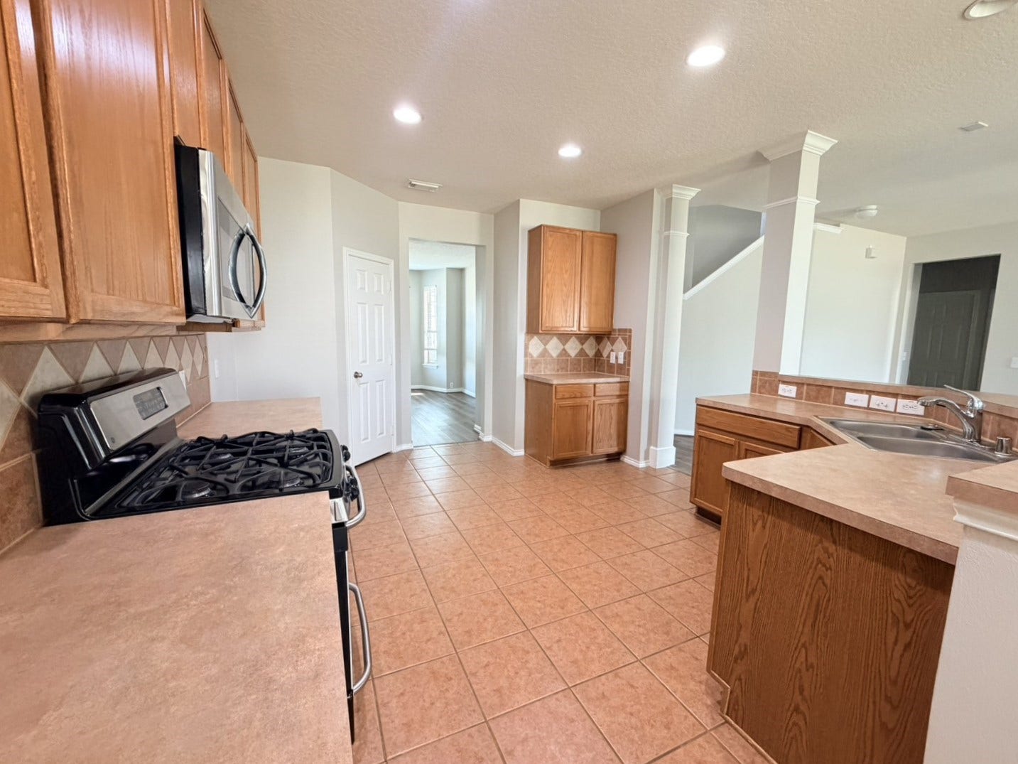 3019 Acacia Fair Lane, Fresno, TX 77545 3019 Acacia Fair Lane, Fresno, TX 77545