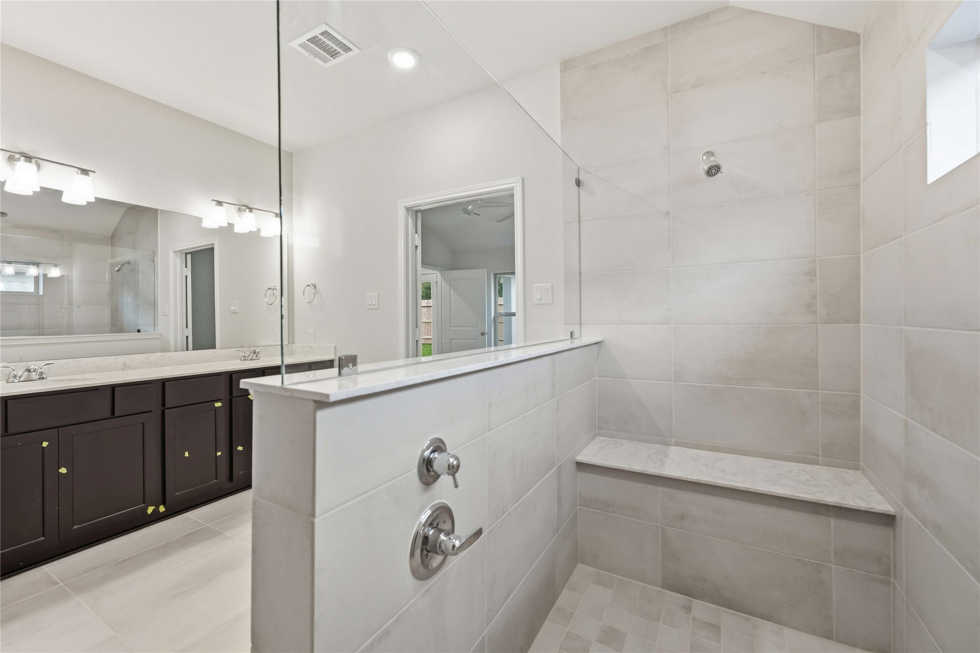 2902 River Juniper Lane, Crosby, TX 77532