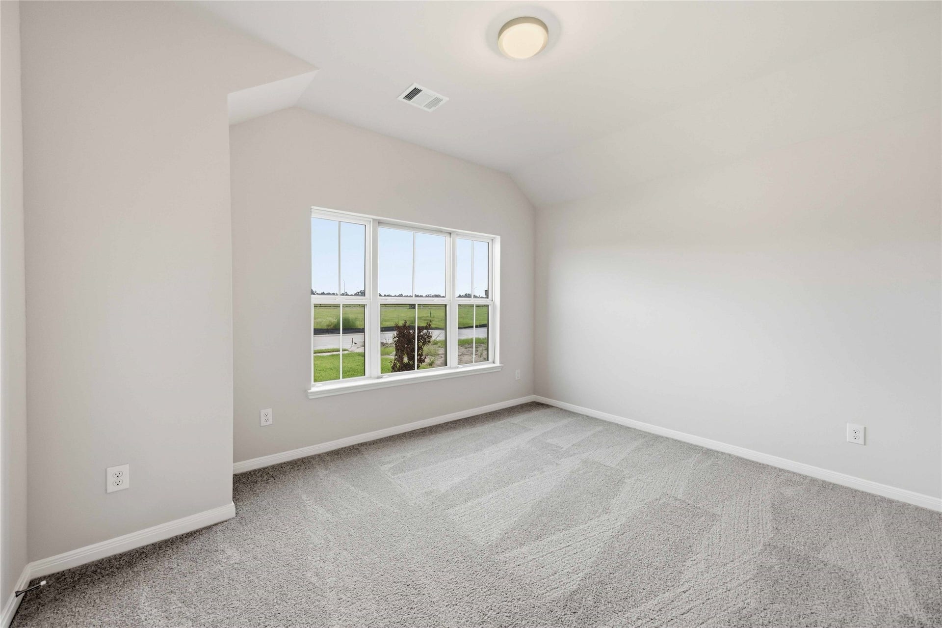 2902 River Juniper Lane, Crosby, TX 77532