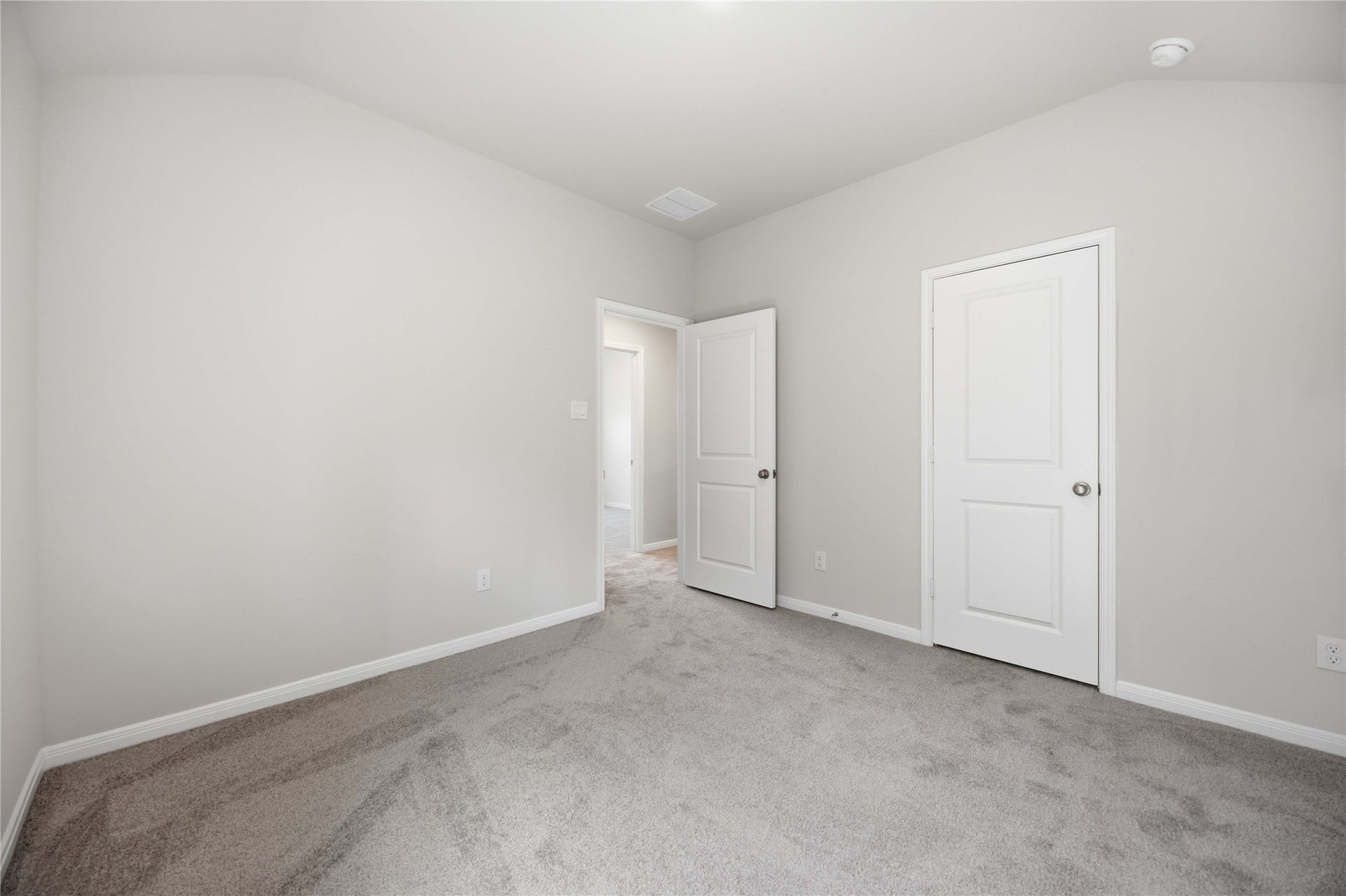 2902 River Juniper Lane, Crosby, TX 77532