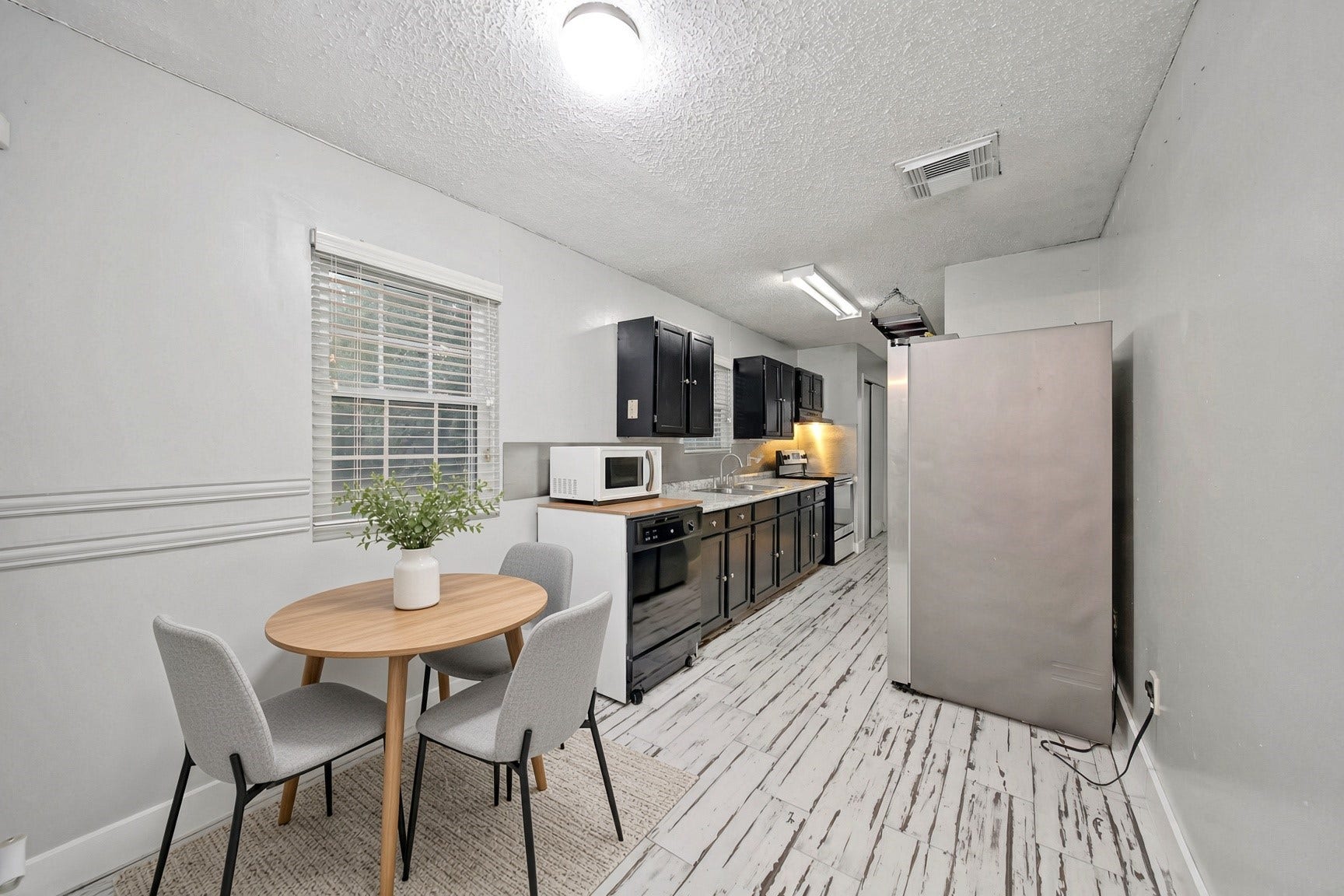 19112 Fm 1485 Road, New Caney, TX 77357 Virtual staging