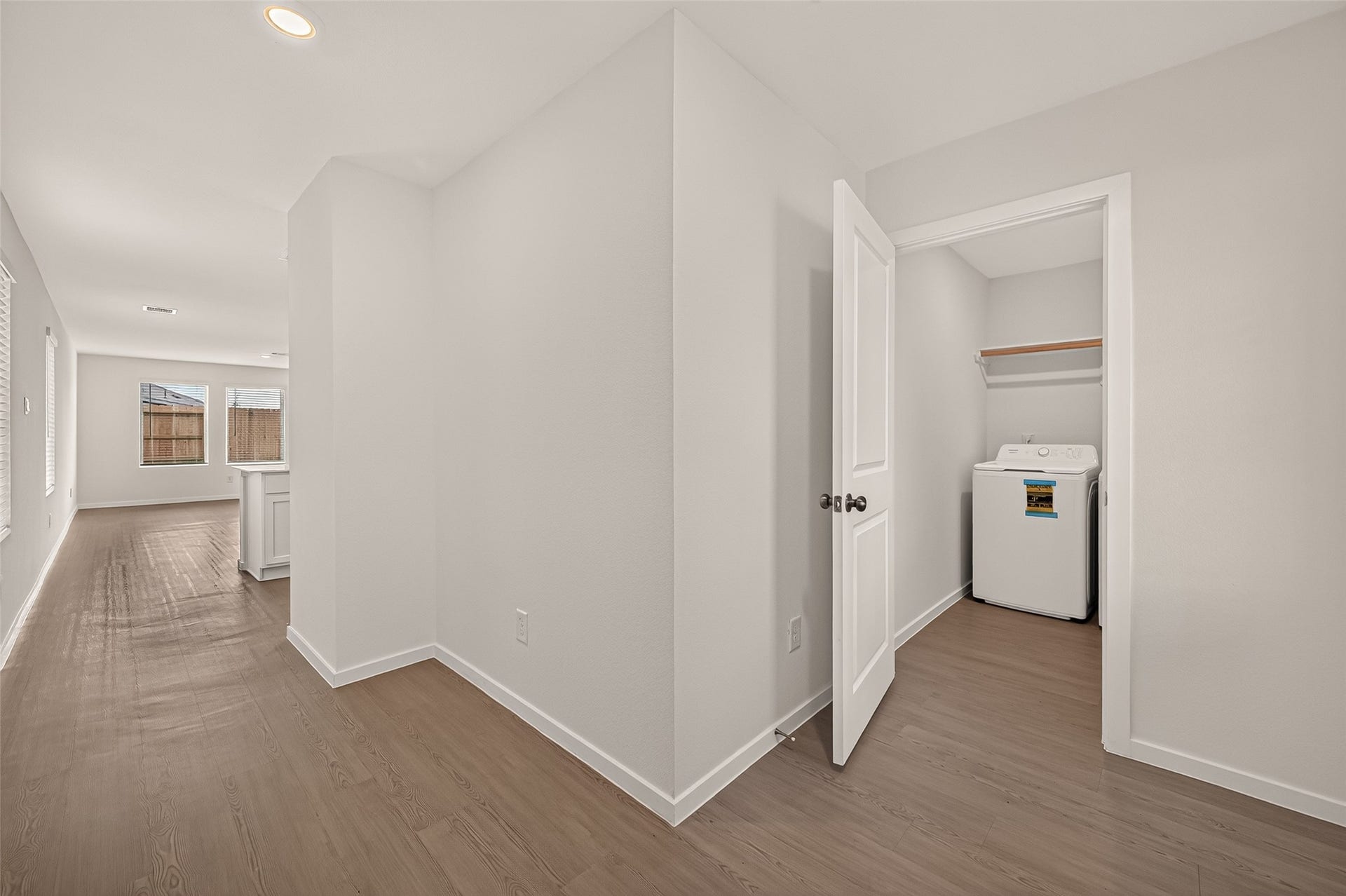 9210 Tern Pines Lane, Baytown, TX 77521 9210 Tern Pines Lane, Baytown, TX 77521