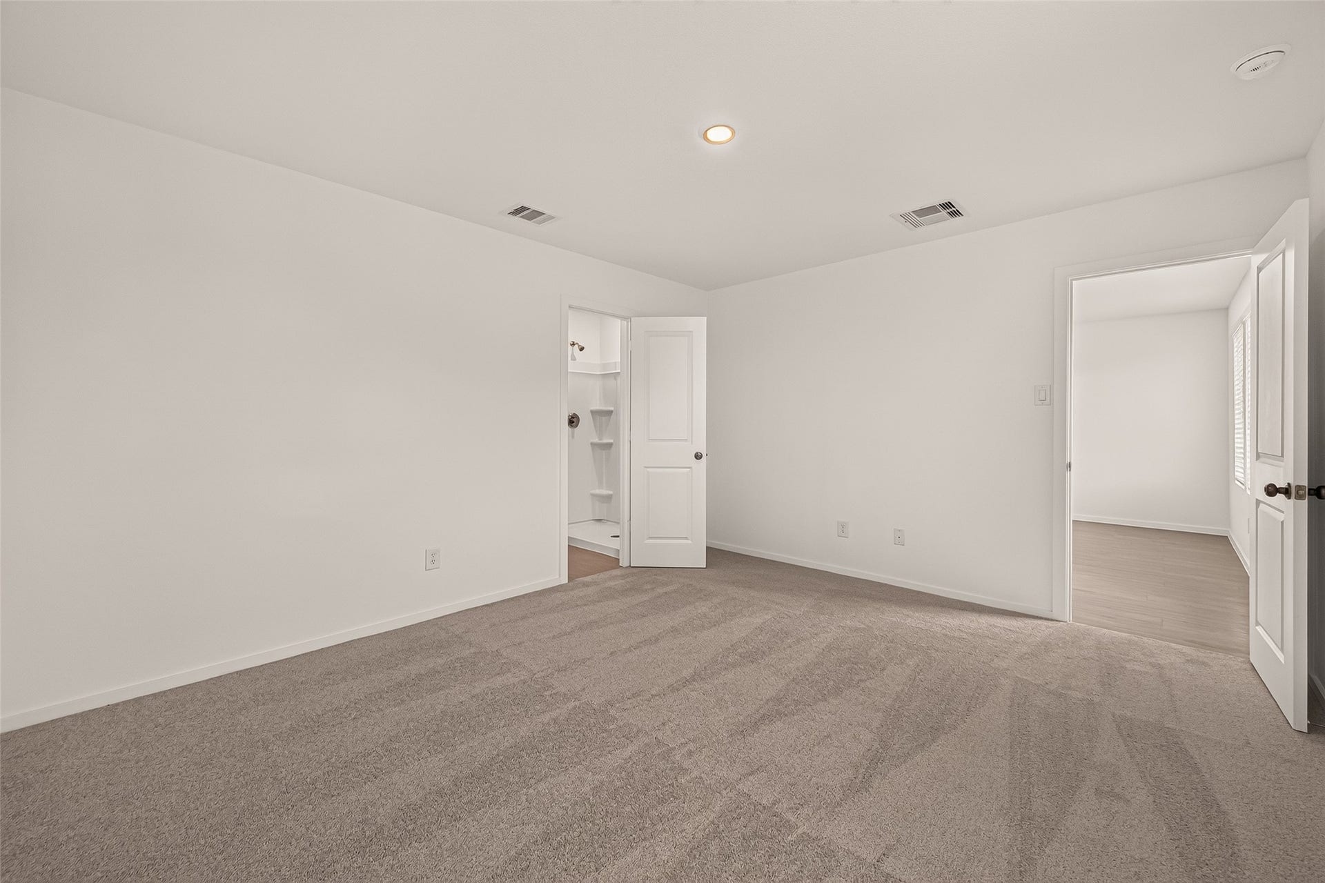9210 Tern Pines Lane, Baytown, TX 77521 9210 Tern Pines Lane, Baytown, TX 77521