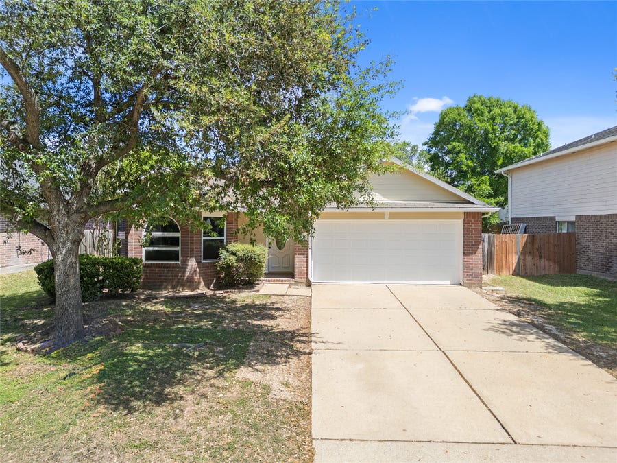 Property photo for 3910 Crystal Pass Court, Katy, TX