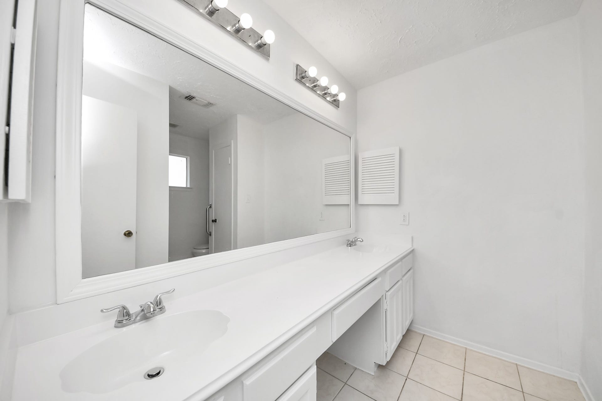 13402 Pecan Oak Drive, Houston, TX 77065 13402 Pecan Oak Drive, Houston, TX 77065