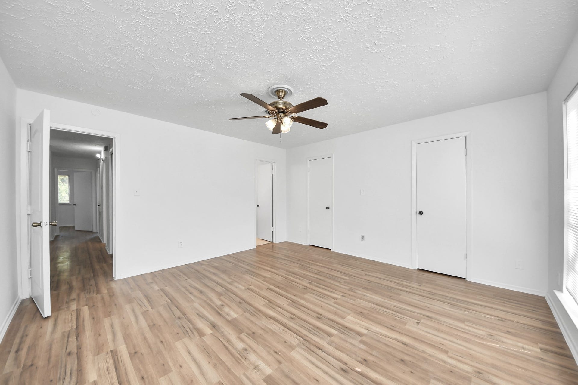13402 Pecan Oak Drive, Houston, TX 77065 13402 Pecan Oak Drive, Houston, TX 77065