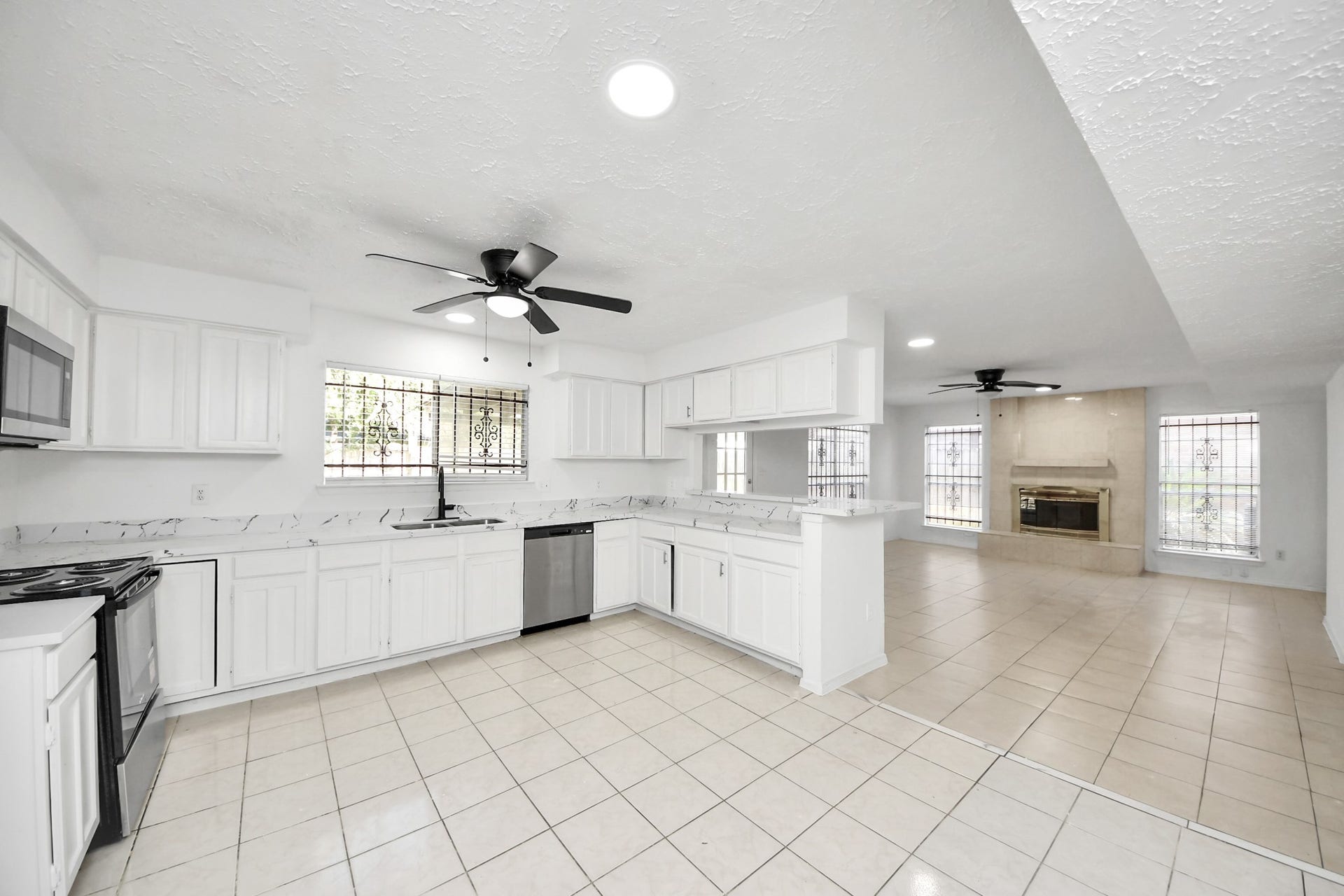 13402 Pecan Oak Drive, Houston, TX 77065 13402 Pecan Oak Drive, Houston, TX 77065