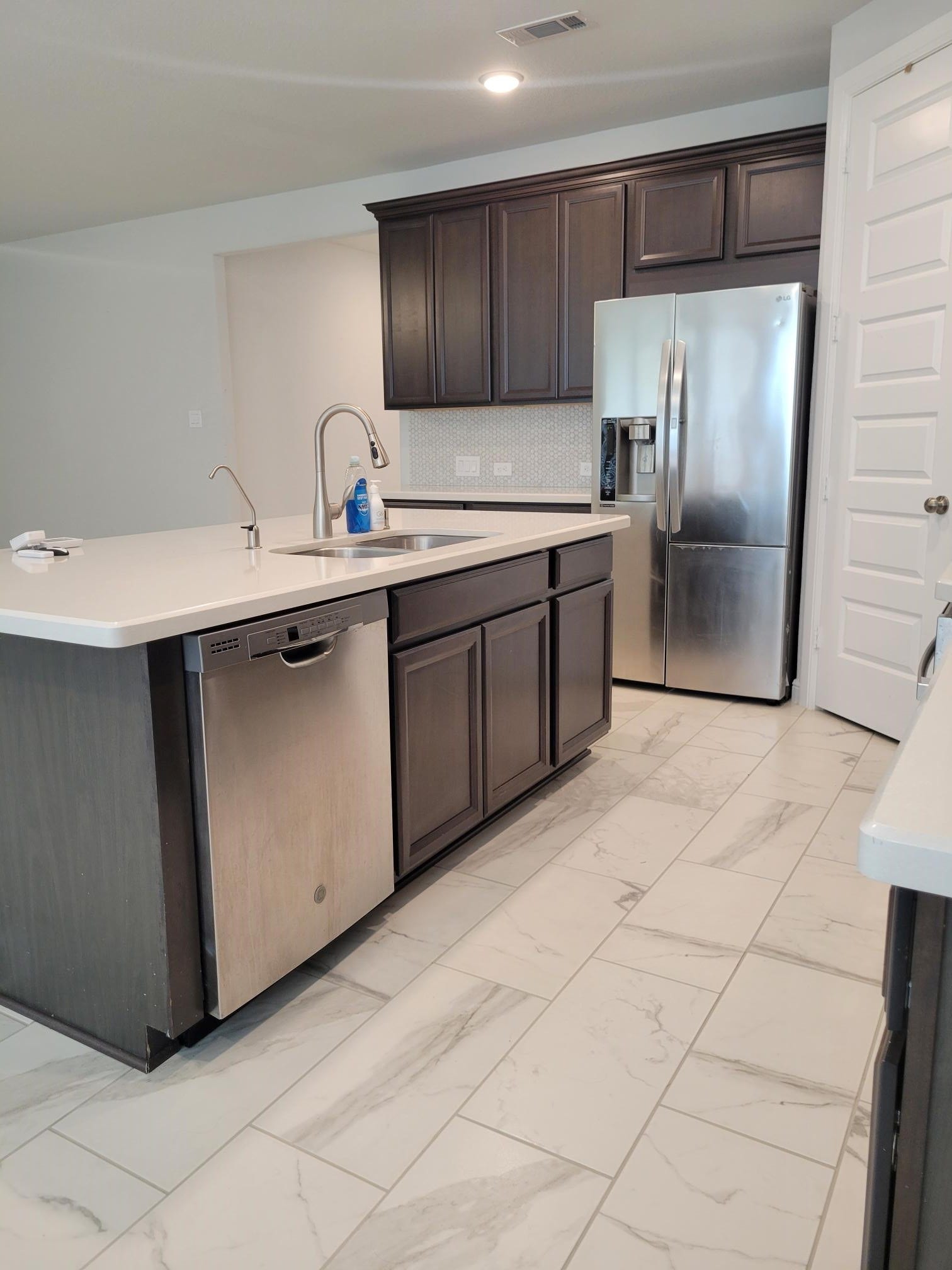 10342 Aldrin Drive, Rosharon, TX 77583 10342 Aldrin Drive, Rosharon, TX 77583