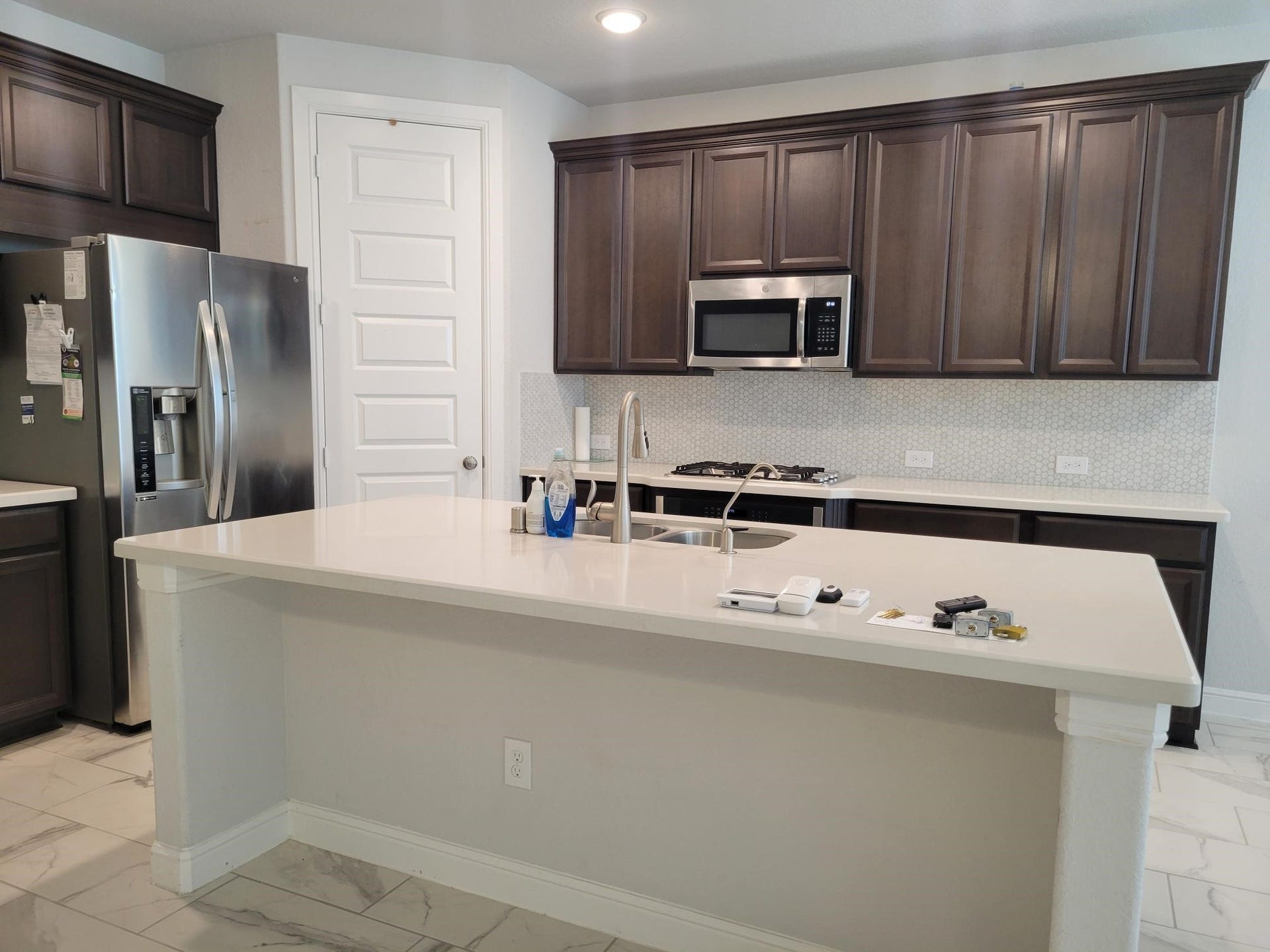 10342 Aldrin Drive, Rosharon, TX 77583 10342 Aldrin Drive, Rosharon, TX 77583