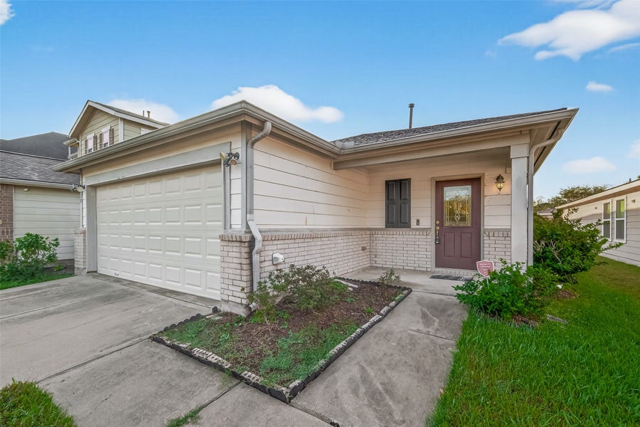 Property photo for 2630 Skyview Crest Court, Houston, TX