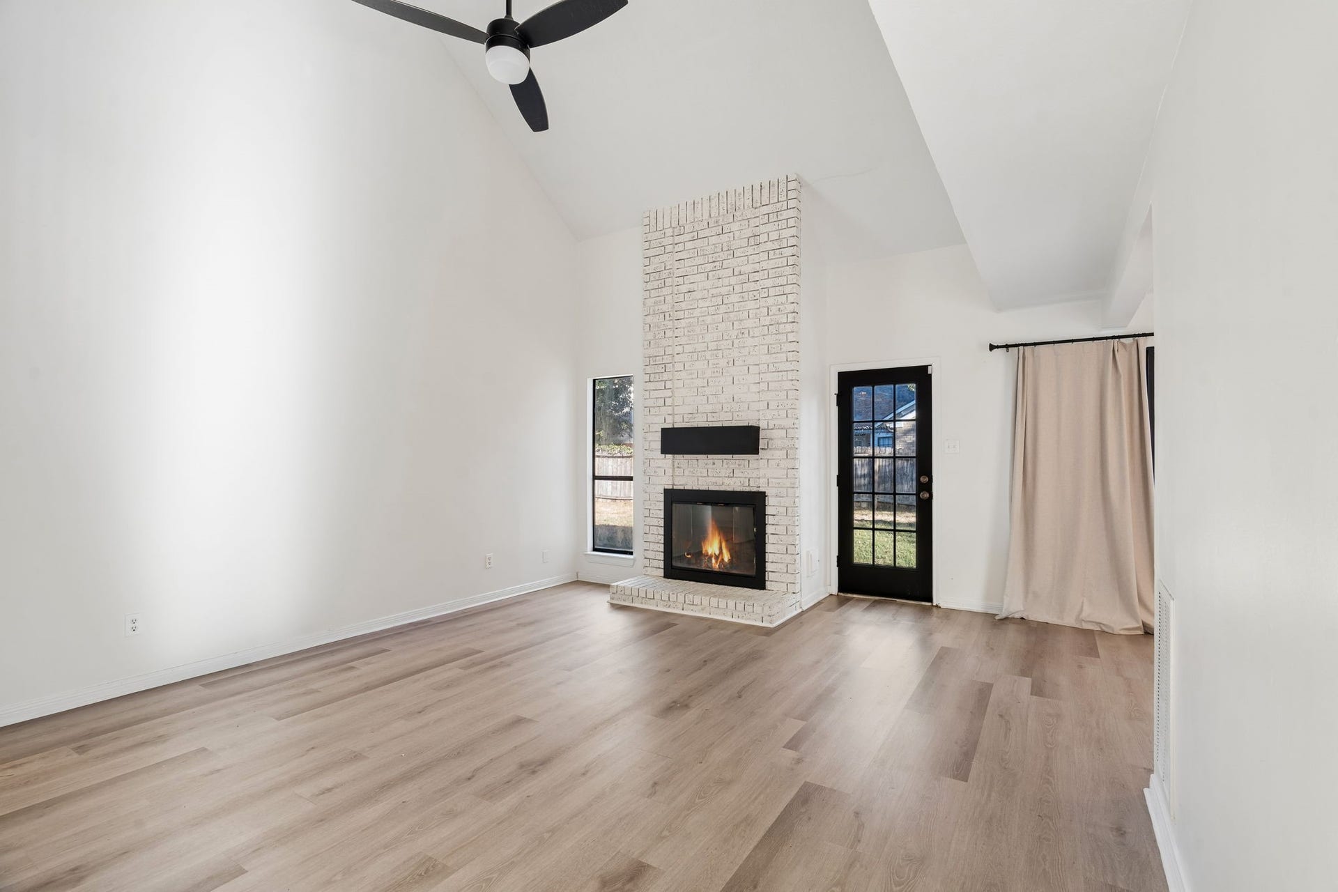 3515 Grove Oaks Drive, Houston, TX 77339 3515 Grove Oaks Drive, Houston, TX 77339